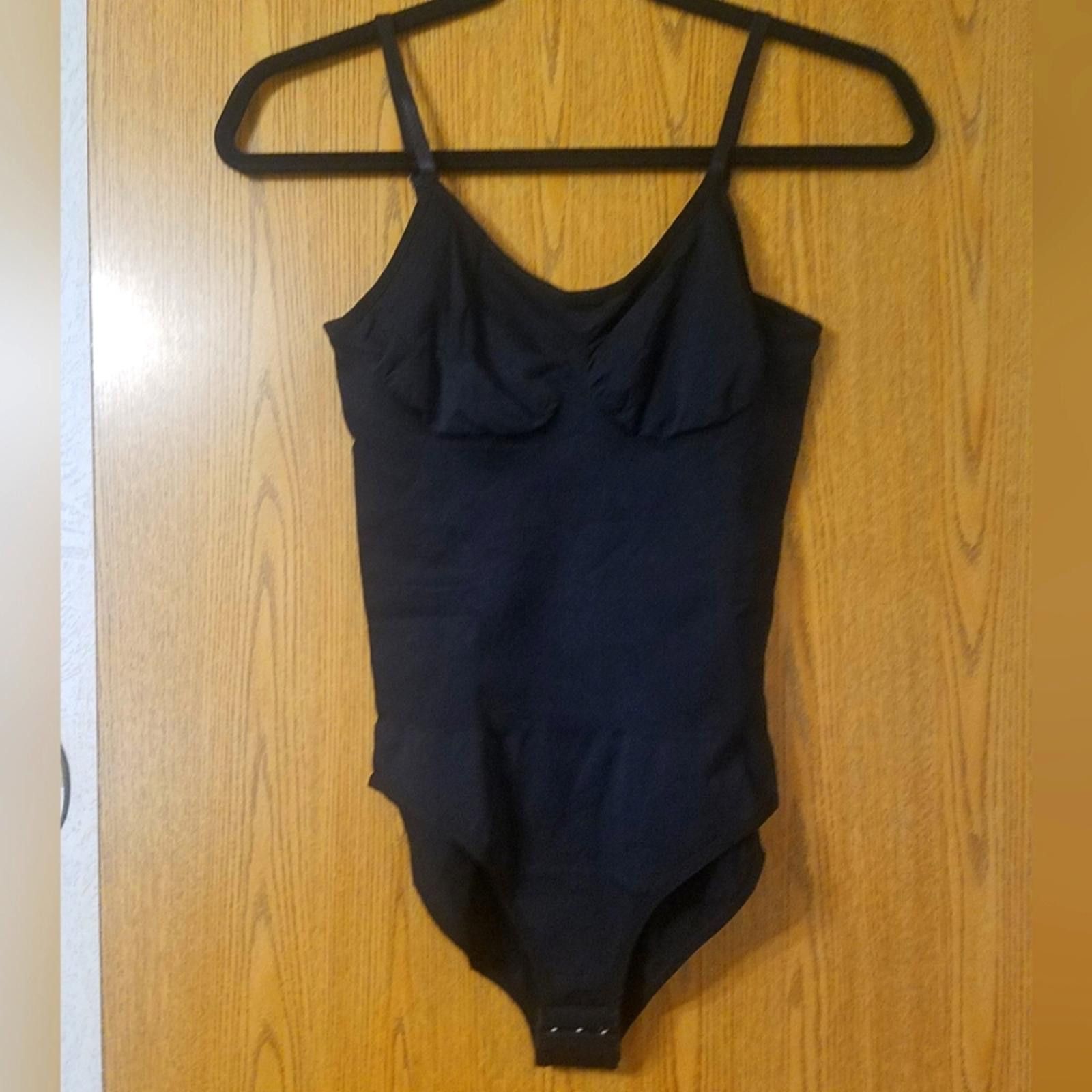 Designer Yogains Black One-Piece Bodysuit Size ONE SIZE - 1 Thumbnail