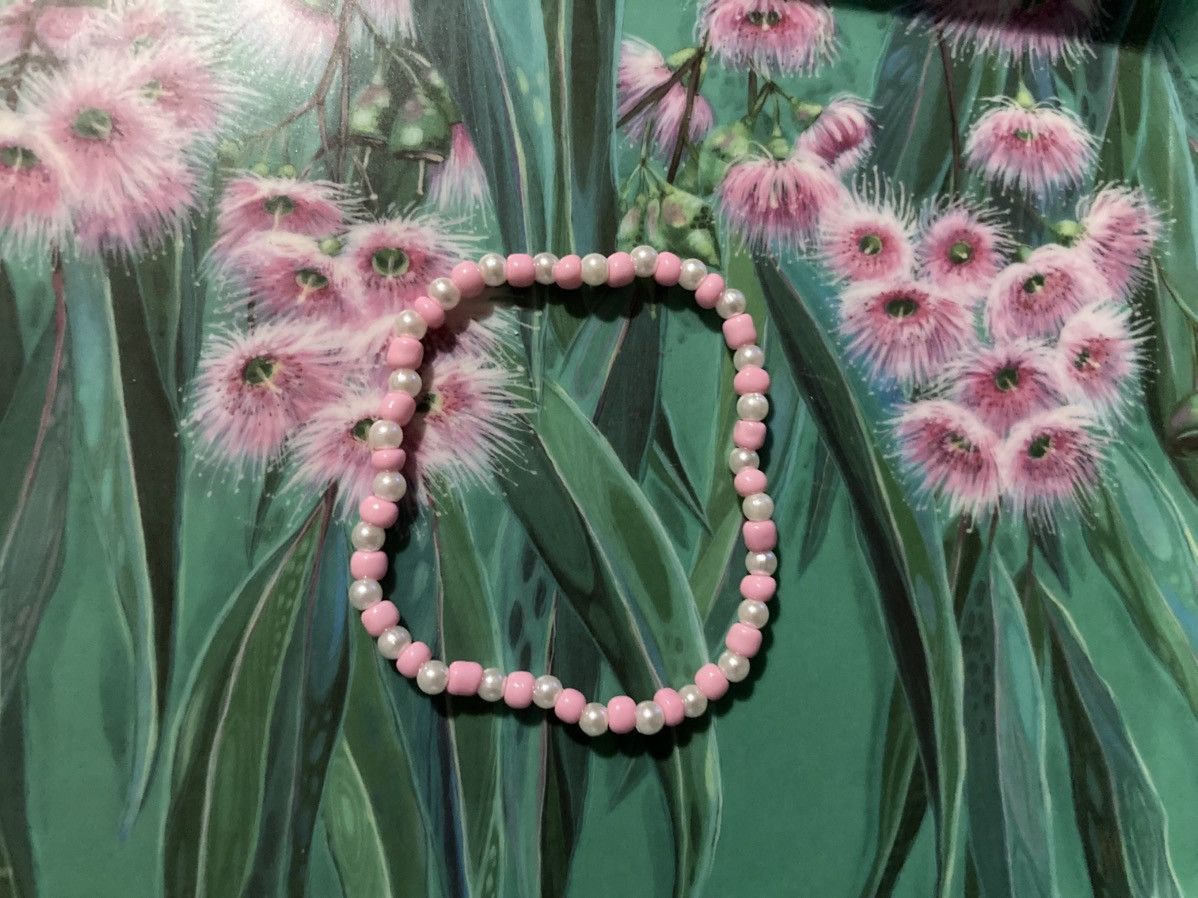 Other Pale pink and faux pearl beaded bracelet Size ONE SIZE - 1 Thumbnail