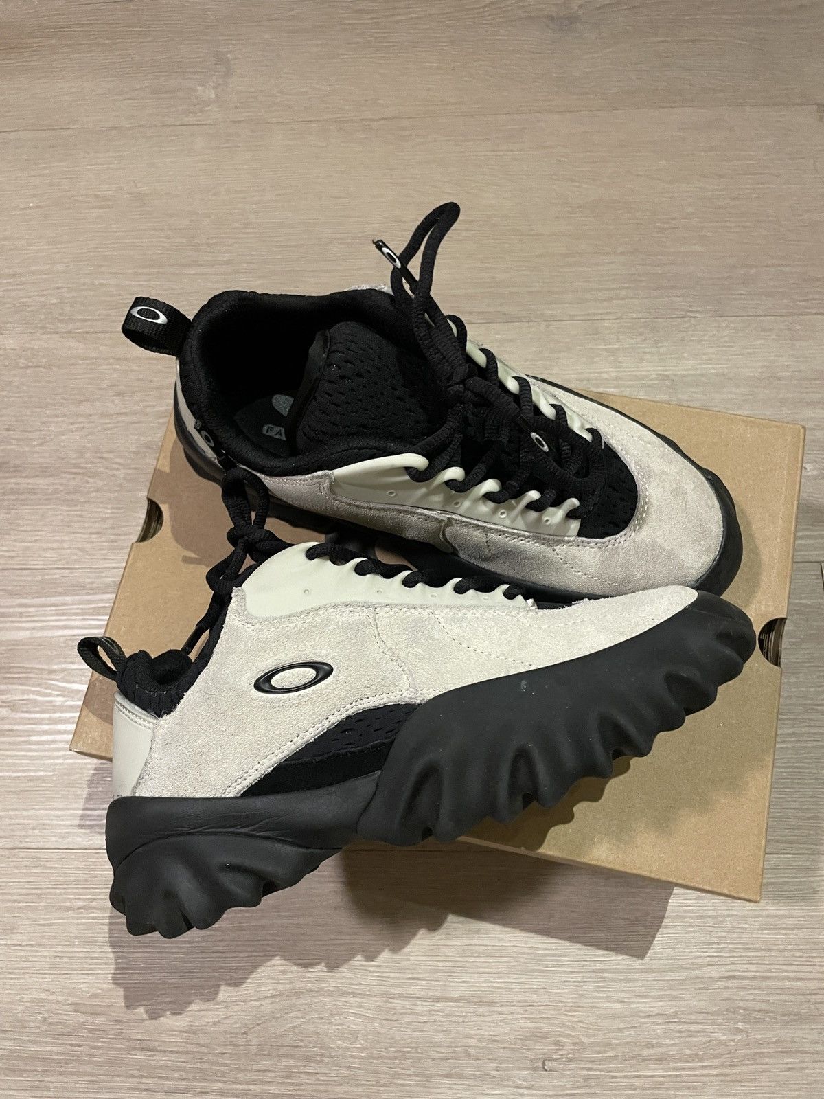 Brain Dead × Oakley Brain Dead Oakley Chop Saw Sneaker Size US 7.5 / IT 37.5 - 2 Thumbnail