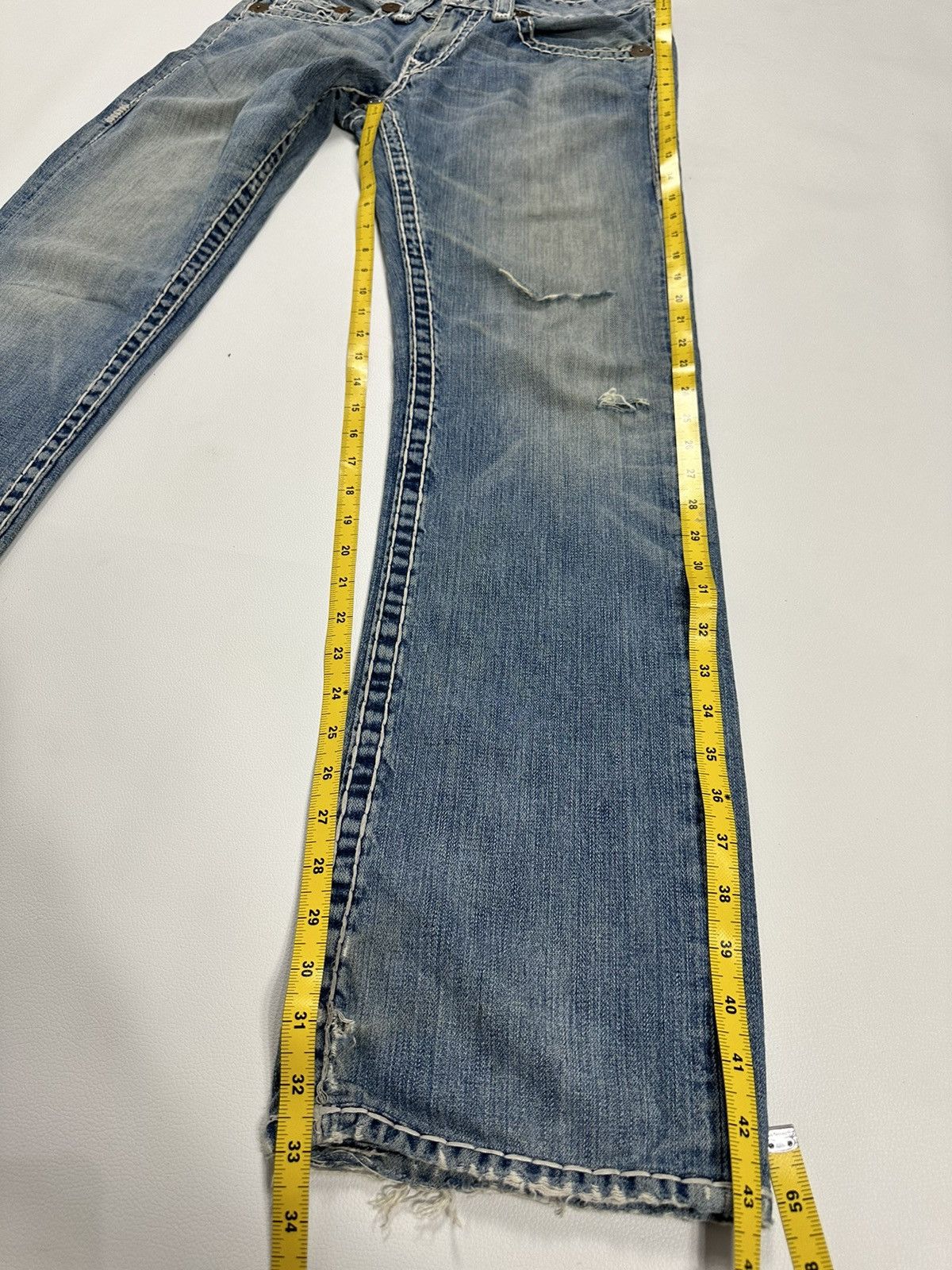 True Religion True Religion Bobby Super T Distressed Denim Size US 31 - 19 Thumbnail