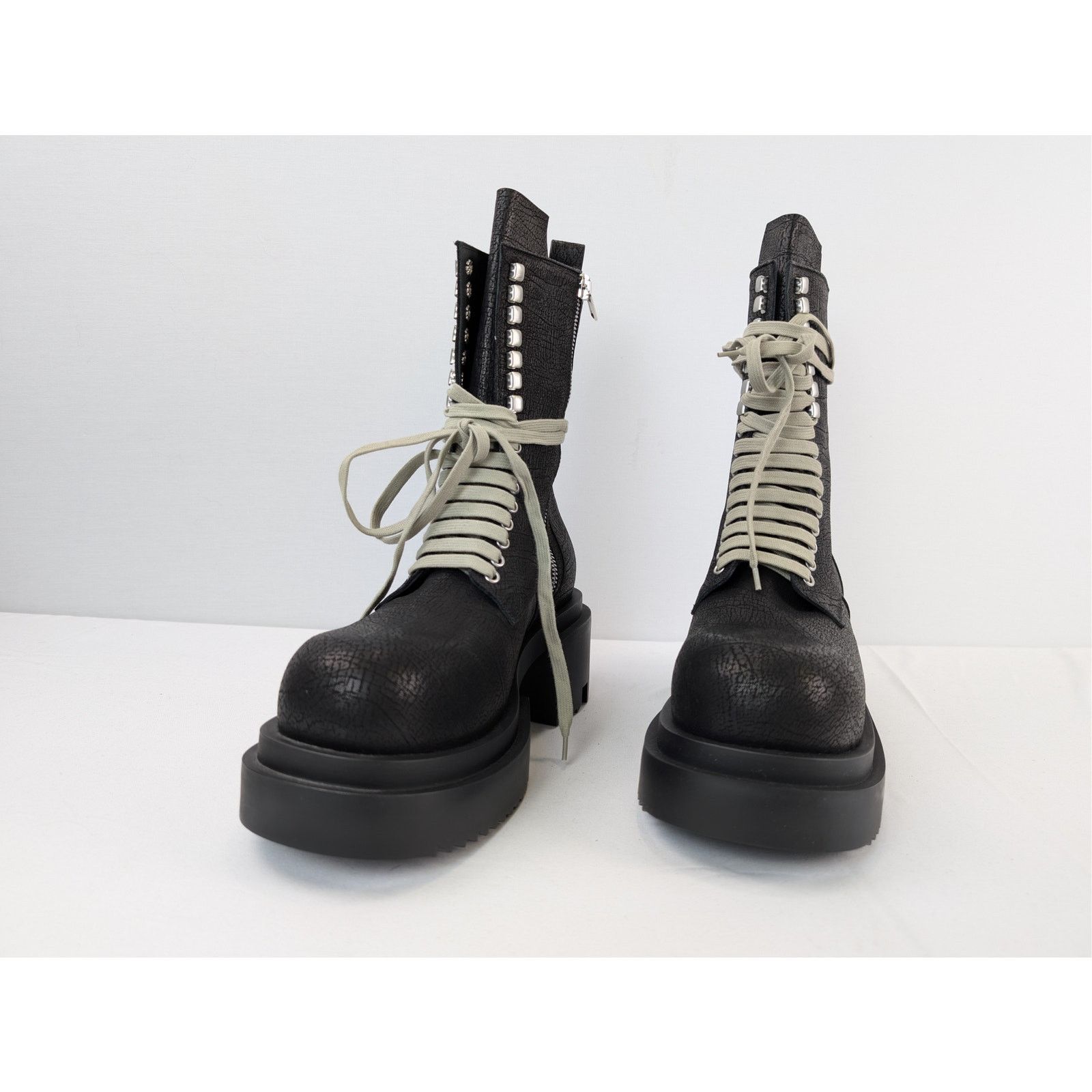 Rick Owens o1rshd1 Lace-up Bogun leather boot with a platform sole Size US 10 / EU 43 - 8 Thumbnail
