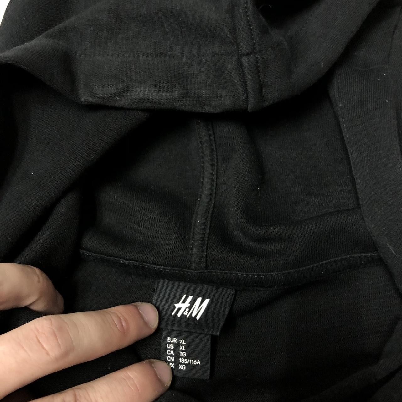 H&M Black XO hoodie with a touch of grunge #gothfashion Size US XL / EU 56 / 4 - 3 Thumbnail