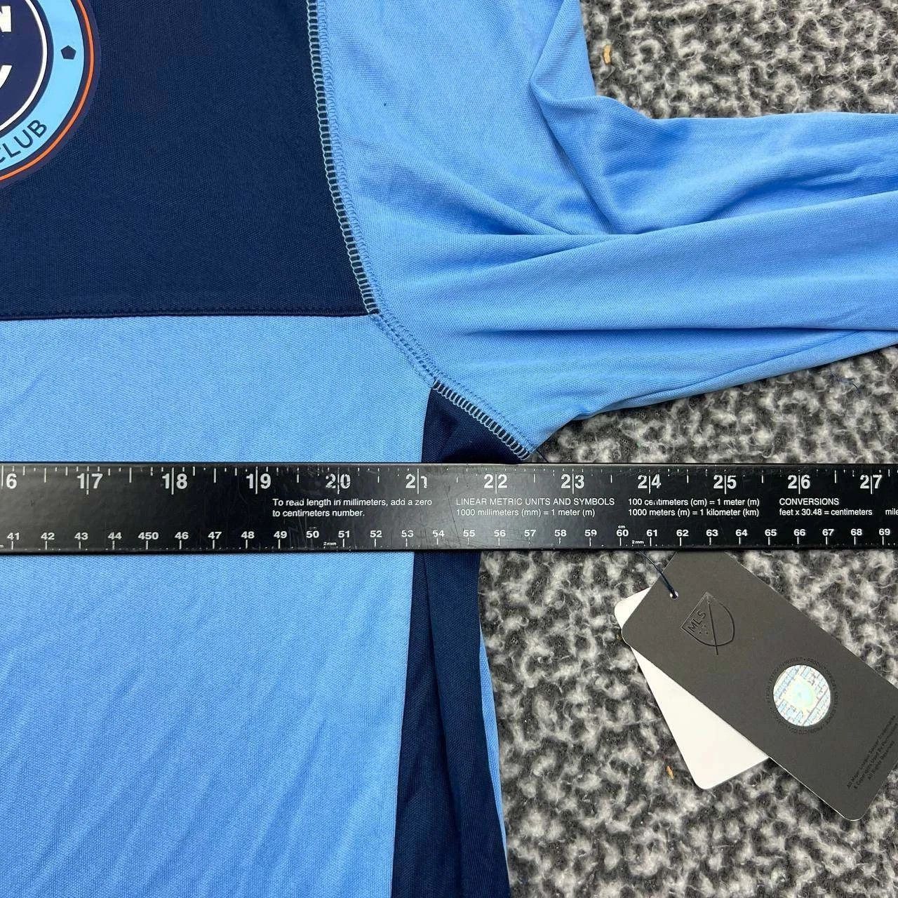 Other New York City FC Shirt Men Fanatics Long Sleeve Crew Neck L Size US L / EU 52-54 / 3 - 5 Thumbnail