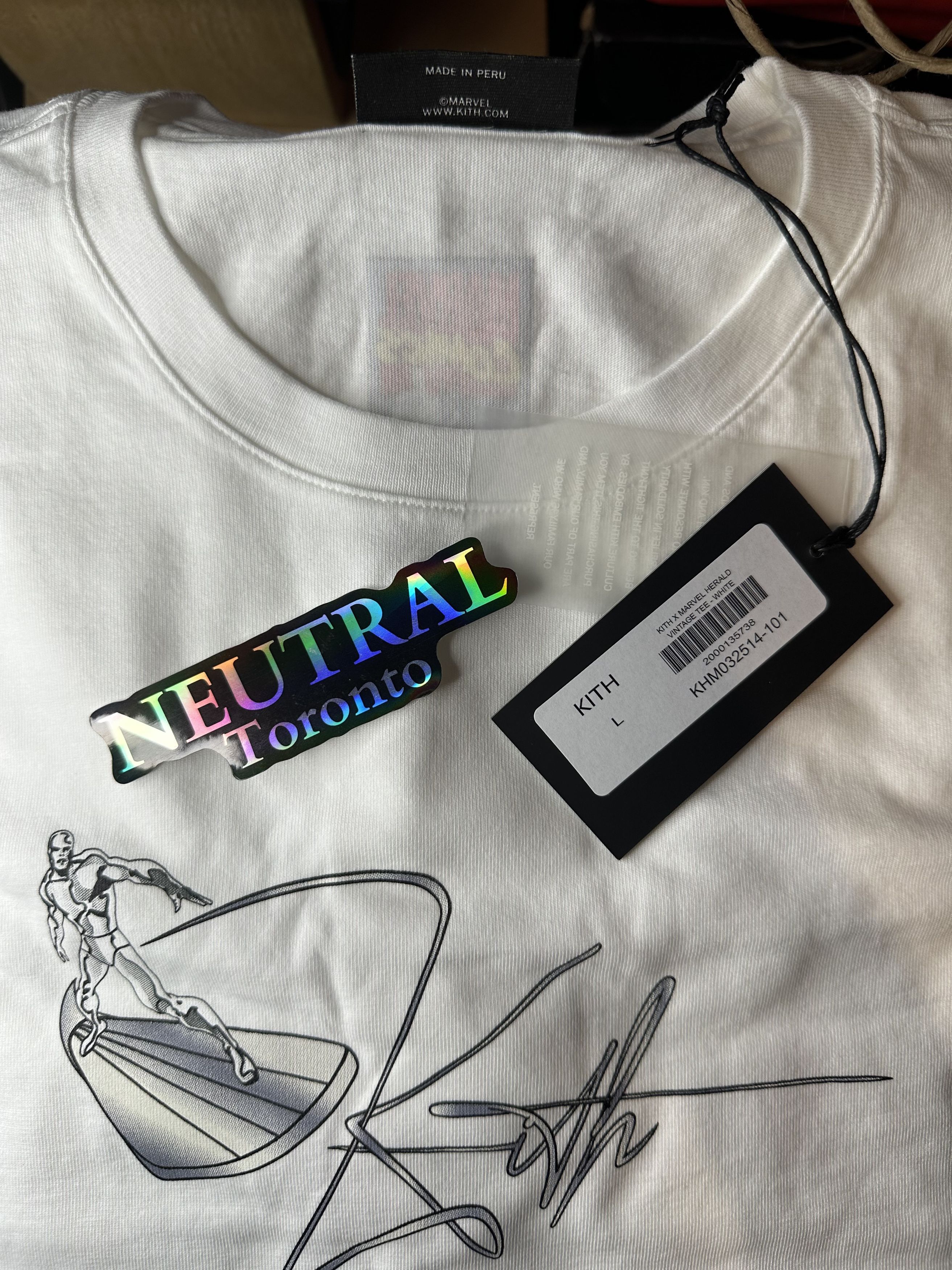 Kith × Marvel Comics Kith x Marvel Silver Surfer Herald Vintage Tee Size US L / EU 52-54 / 3 - 6 Thumbnail