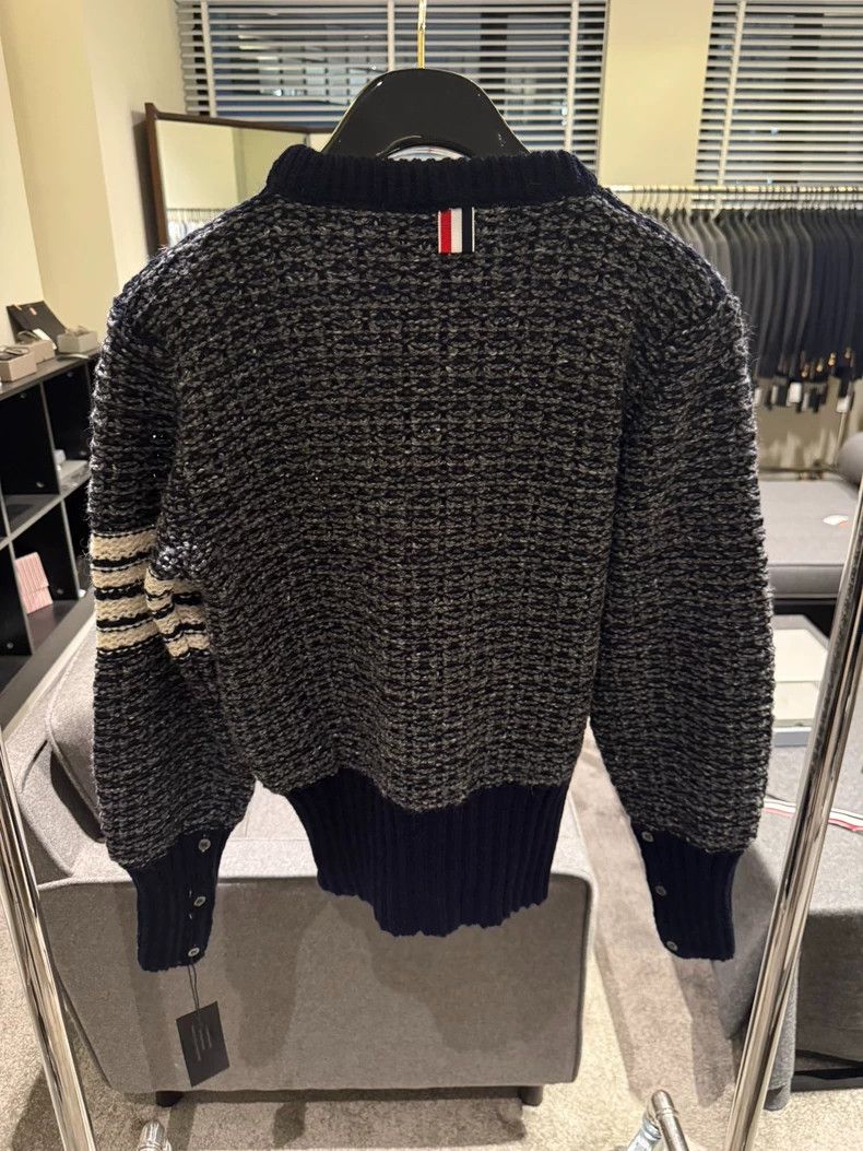 Thom Browne Thom browne Size 3 Blue four-bar pullover sweater 2503-Nex Size L / US 10 / IT 46 - 2 Thumbnail