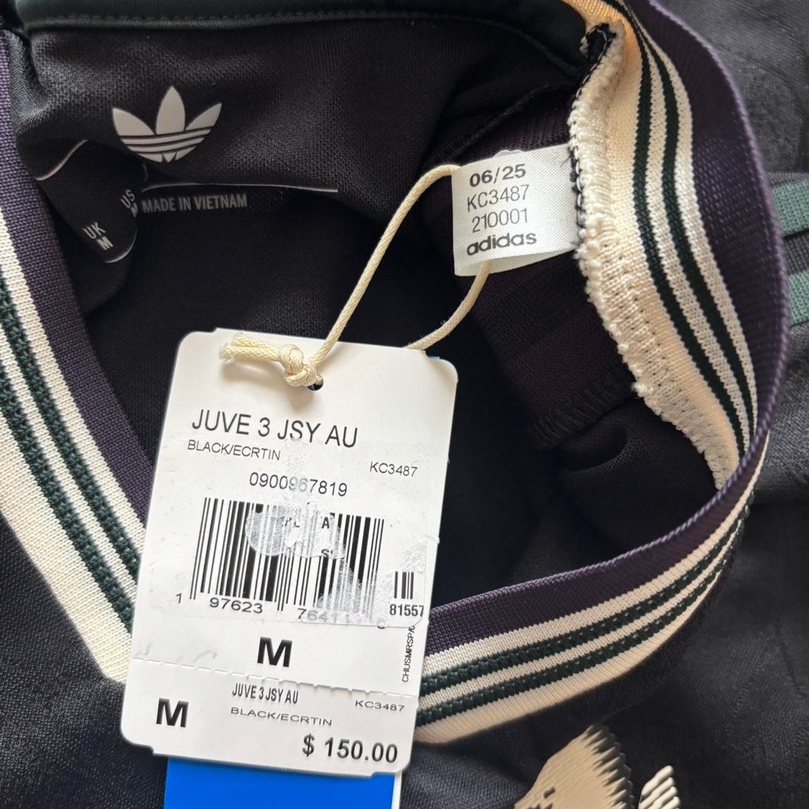 Adidas Adidas black juventus floral jersey Size US M / EU 48-50 / 2 - 5 Thumbnail