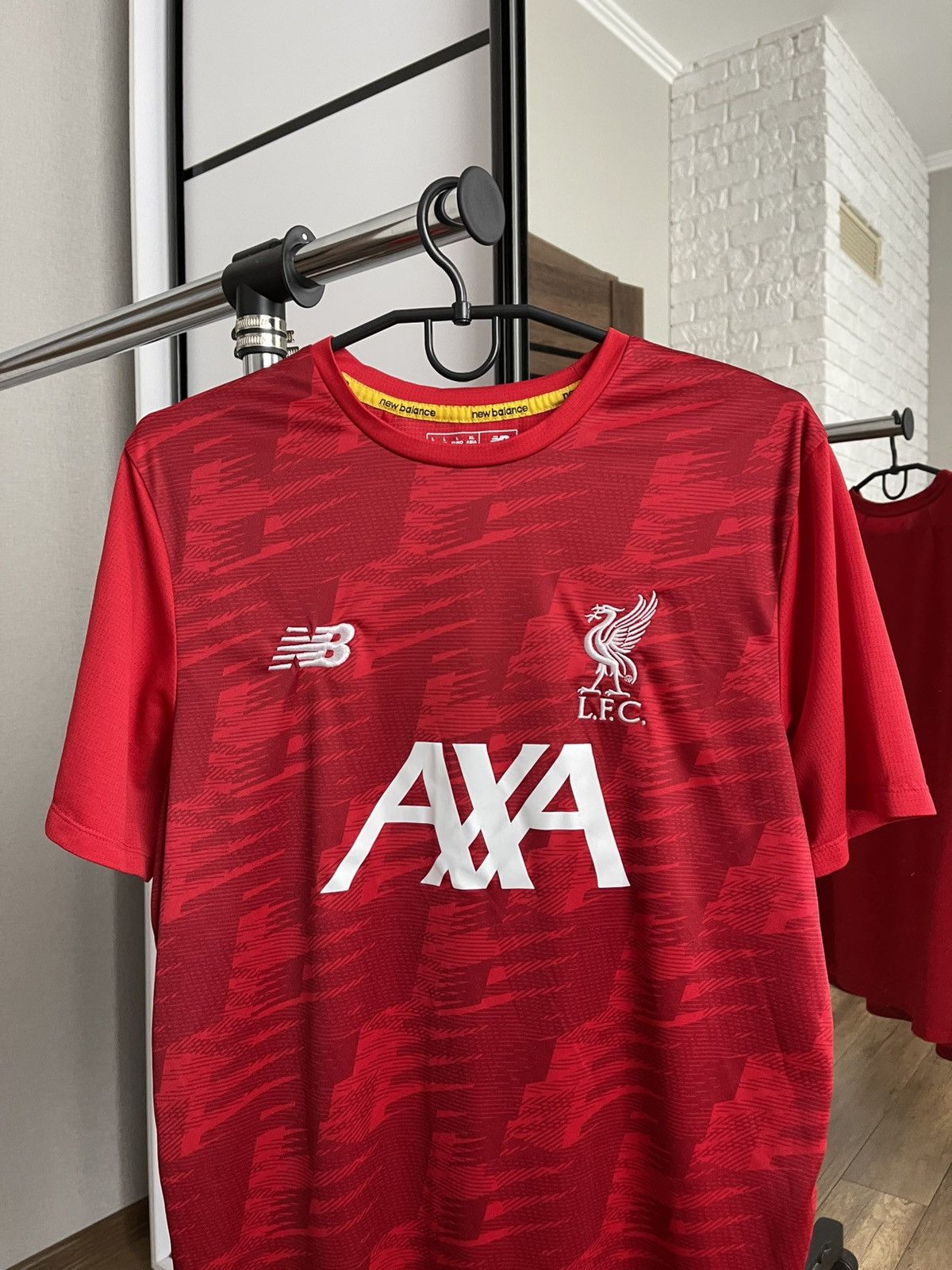 New Balance 2019/2020 Liverpool New Balance Soccer Jersey Shirt Size US L / EU 52-54 / 3 - 5 Thumbnail