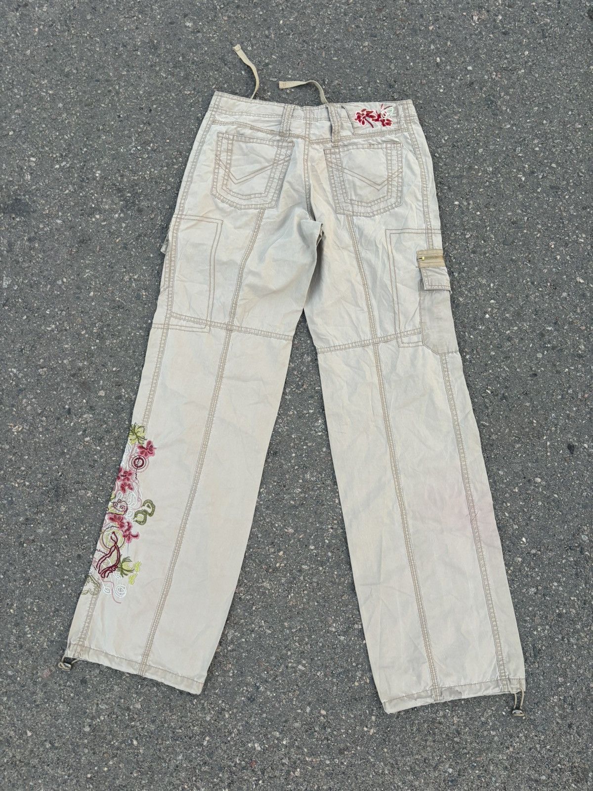 Designer × Vintage Vintage Y2K Express Beige Embroidery Floral Cargo Pants Size 25" / US 0 / IT 36 - 8 Thumbnail