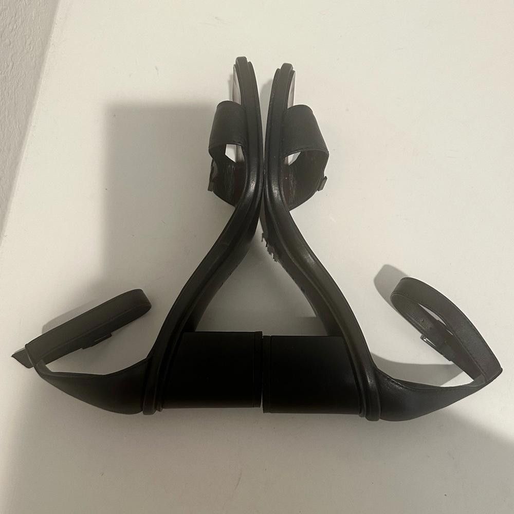 Tory Burch Tory Burch Gabrielle Ankle Strap Block Heel Sandal Black 7.5 Size US 7.5 / IT 37.5 - 11 Thumbnail