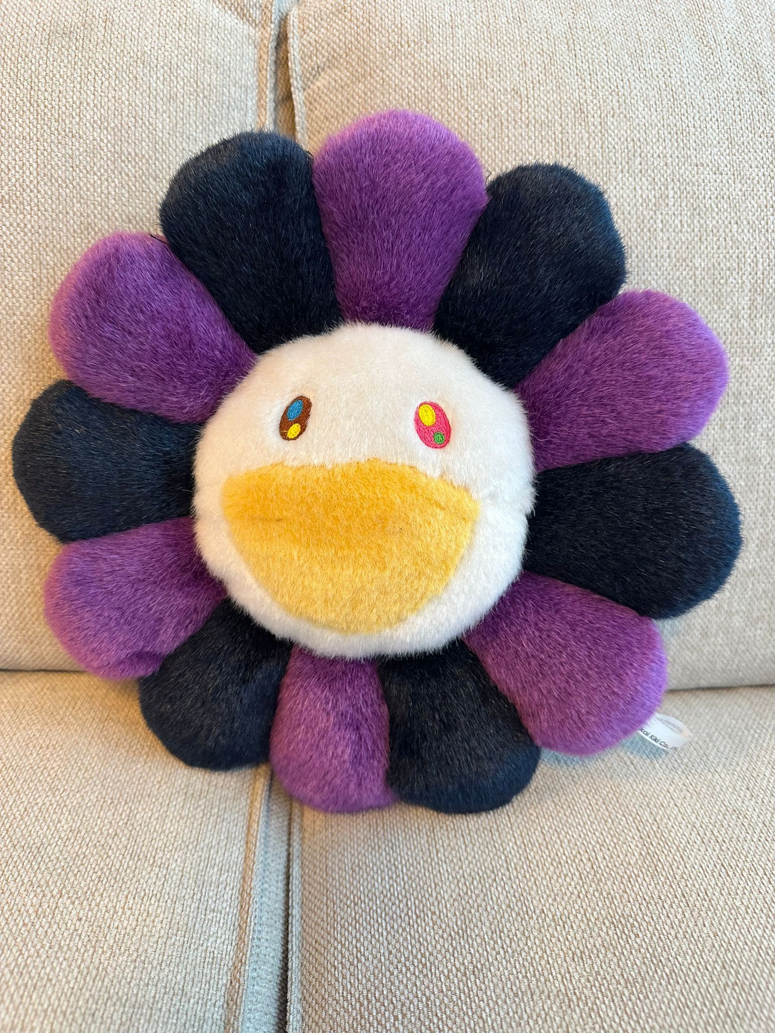 Takashi Murakami Takashi Murakami Kaikai Kiki Flower Cushion 30cm Size 30 - 1 Thumbnail