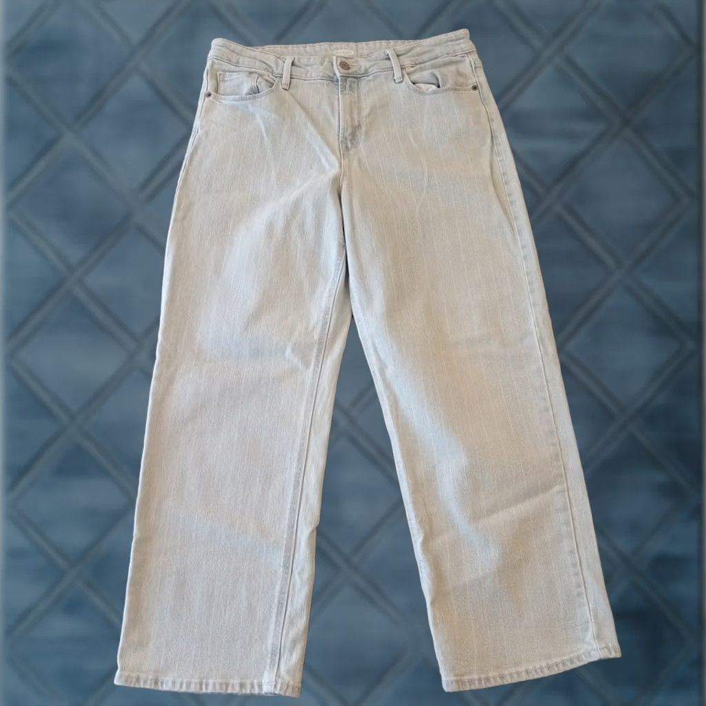 Old Navy Old Navy Jeans Womens 10 Size Striped Slim Wide Leg Light Wash 31x26 Size 32" / US 10 / IT 46 - 1 Thumbnail