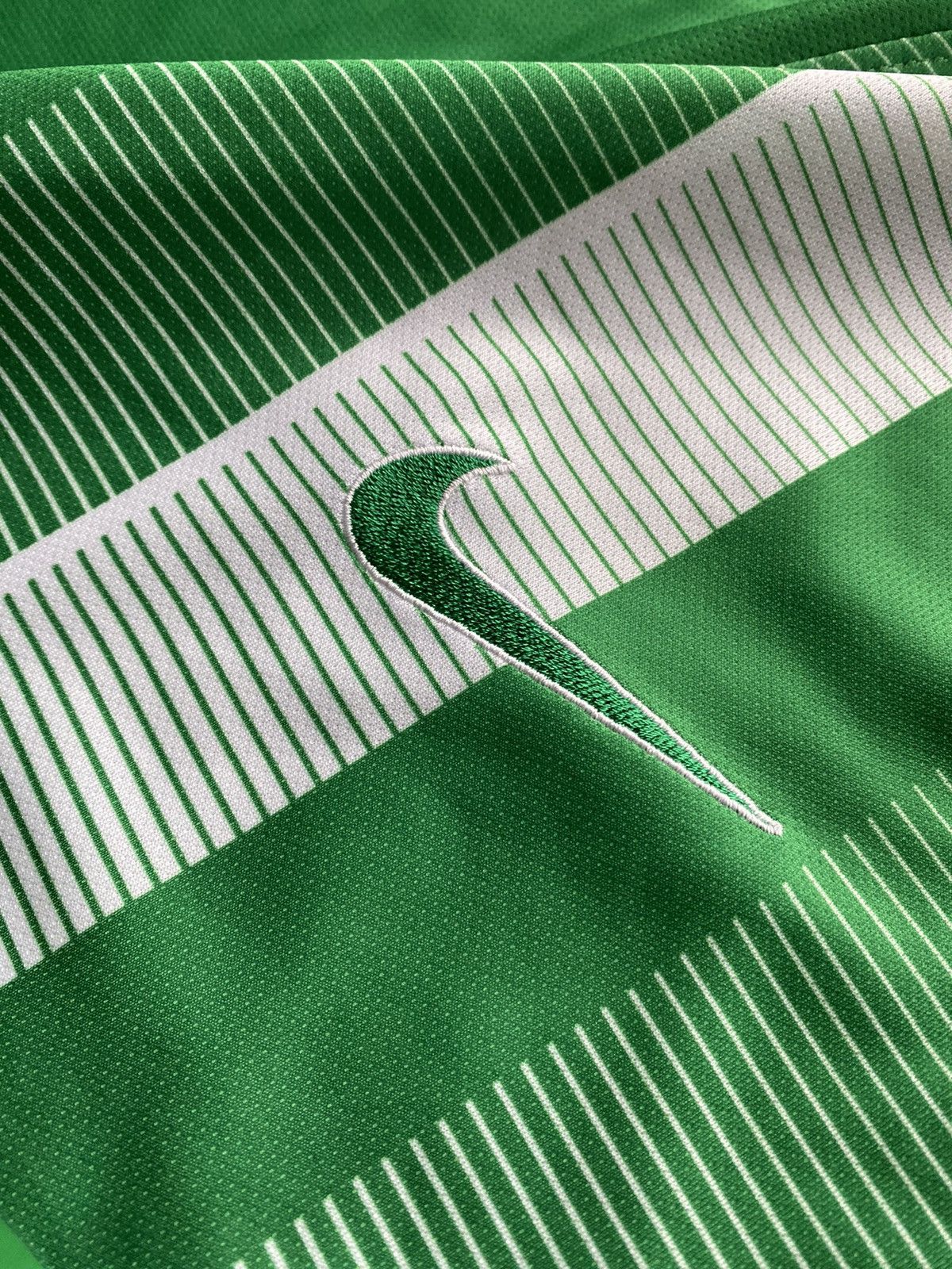 Nike 2019/20 Nike Atletico Nacional Home Football Soccer Jersey Size US L / EU 52-54 / 3 - 6 Thumbnail