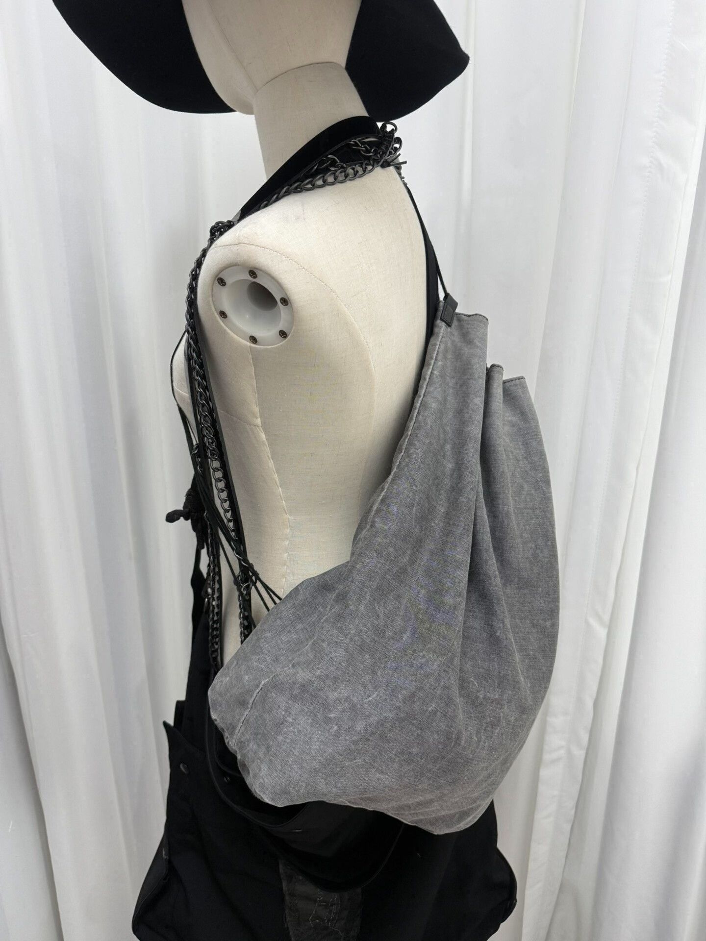 Yohji Yamamoto Yohji Yamamoto Men's Gray Sling Bag Size ONE SIZE - 1 Thumbnail
