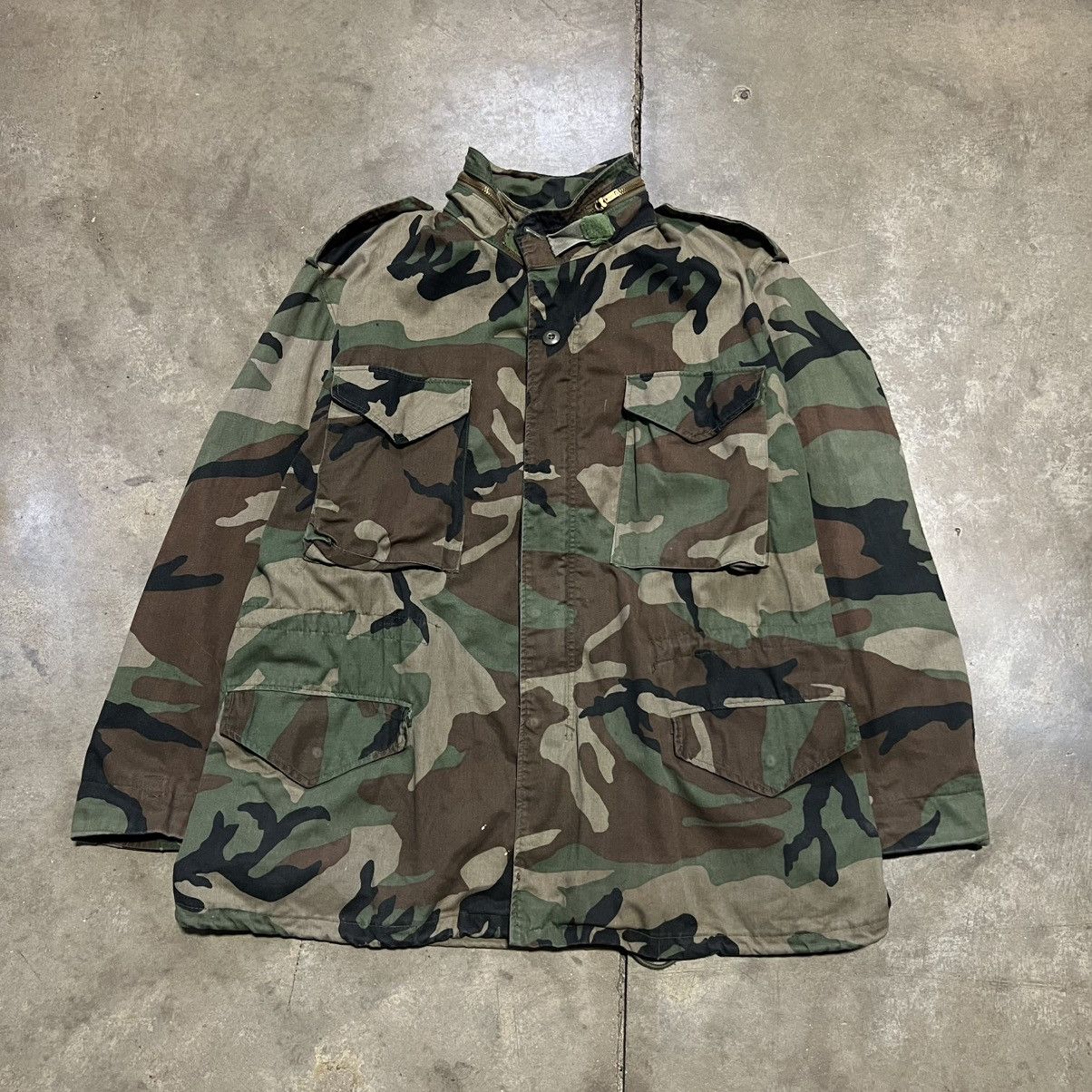 Cabelas × Vintage Vintage 80s Cabelas M65 Military Jacket Camouflage Woodland Size US L / EU 52-54 / 3 - 1 Thumbnail