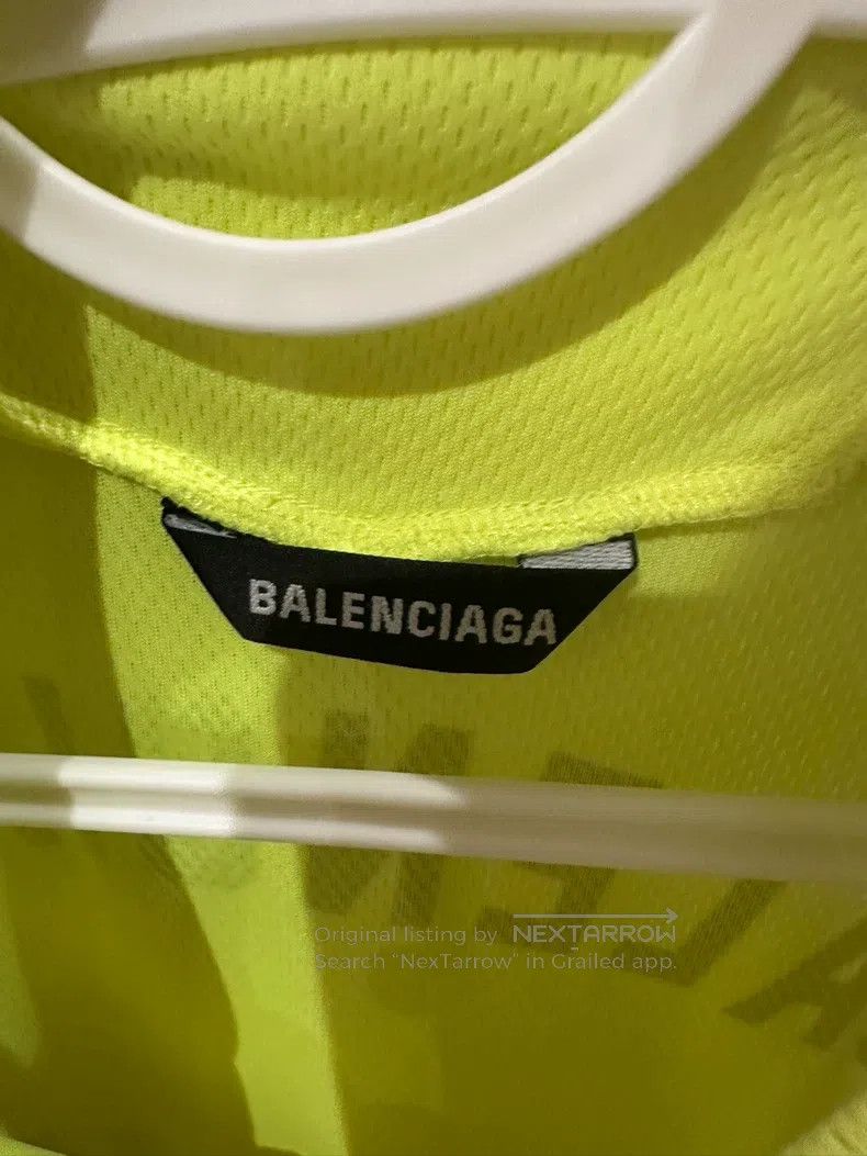 Balenciaga Balenciaga Neon Yellow Green Embroidered Netting Soccer Se Size US S / EU 44-46 / 1 - 2 Thumbnail