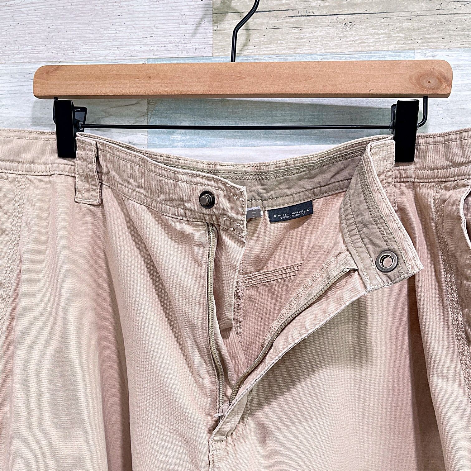 Columbia Columbia 9" Ultimate ROC Cargo Shorts Beige Cotton Hiking 40 Size US 40 / EU 56 - 3 Thumbnail
