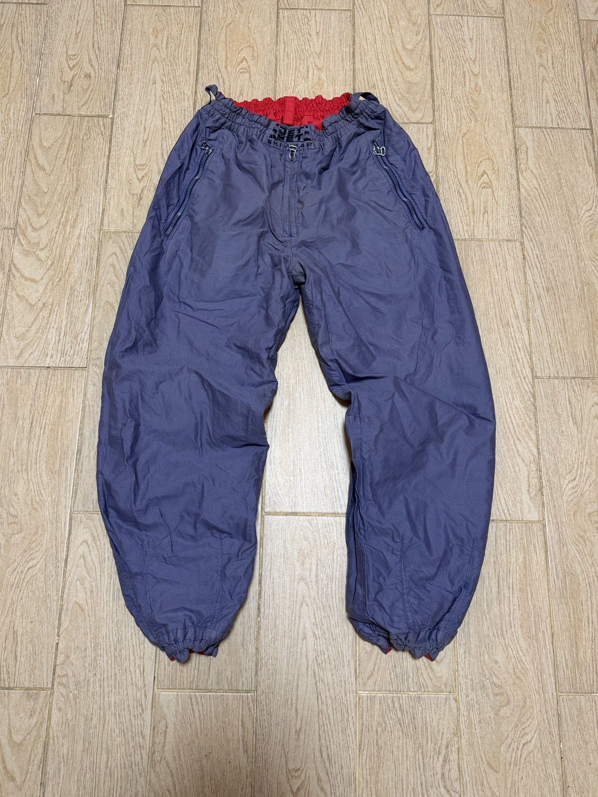 JET SET Vintage JETSET Full Ski Suit Puffer Jacket / Two Sided Pants Size US M / EU 48-50 / 2 - 12 Thumbnail