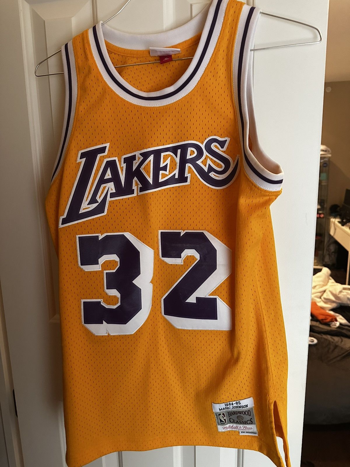 Mitchell & Ness Lakers Magic Johnson Jersey - Mitchell & Ness Size US S / EU 44-46 / 1 - 1 Thumbnail