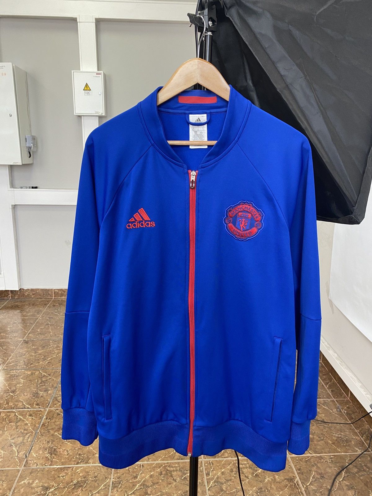 Adidas 🏴󠁧󠁢󠁥󠁮󠁧󠁿 Y2K Adidas Manchester United Zip Hoodie Soccer Blokecore Size US L / EU 52-54 / 3 - 2 Thumbnail