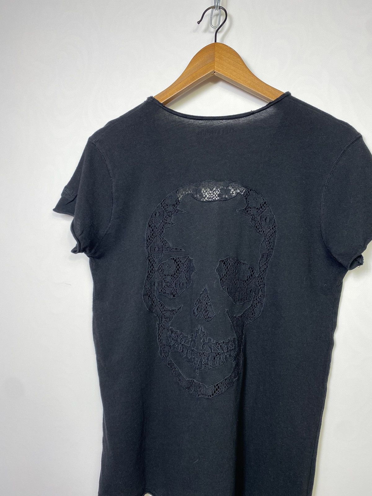 Zadig & Voltaire Zadig Voltaire Skull Logo T-shirt Alexander McQueen Style Size L / US 10 / IT 46 - 5 Thumbnail