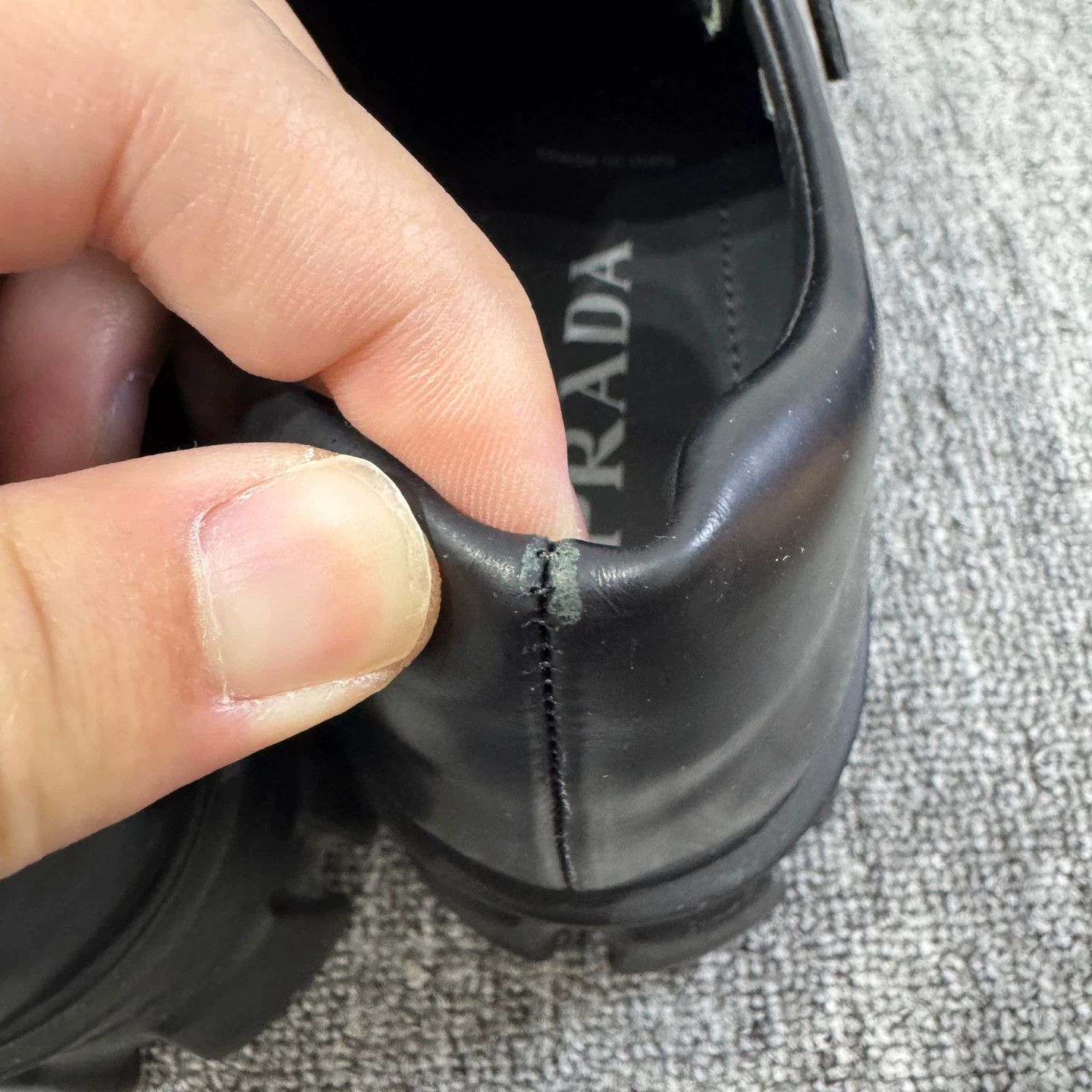 Prada Prada Triangle Logo Dress Shoes 39 95 New Cracked Size US 8.5 / IT 38.5 - 6 Thumbnail