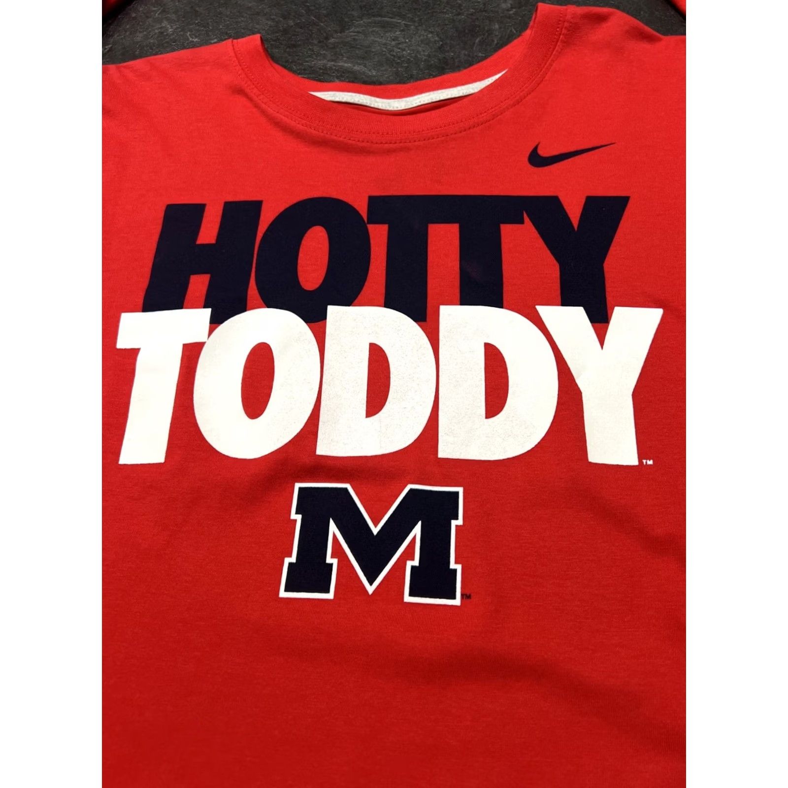 Nike Nike Long Sleeve T-Shirt Hottie Toddy Ole Miss Red L Women Activewear Shirt (Regular) Size L / US 10 / IT 46 - 3 Thumbnail
