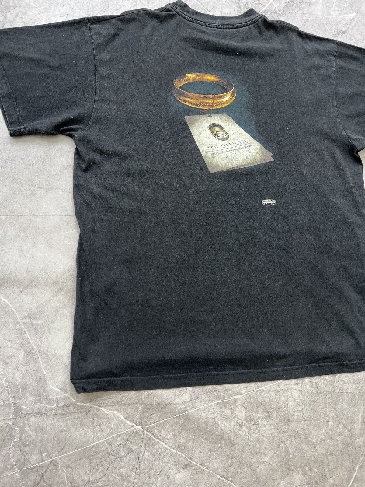 Vintage VINTAGE 90s lord of rings “Le seigneur” rare t shirt Size US XL / EU 56 / 4 - 9 Thumbnail