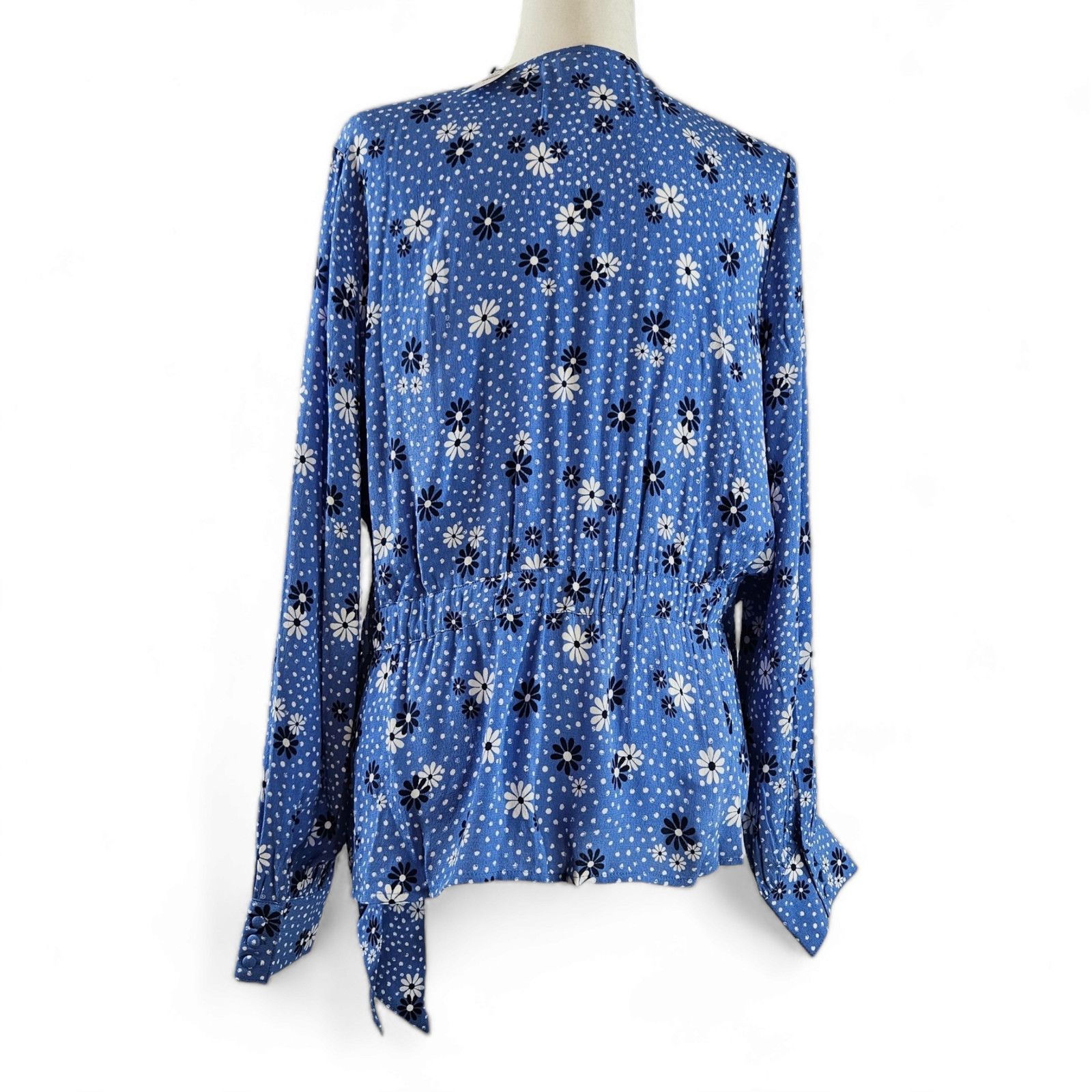 Other NWT Talbots Petite Wrap Daisy & Dots Blouse Sz. PXL [16] Size XL / US 12-14 / IT 48-50 - 3 Thumbnail