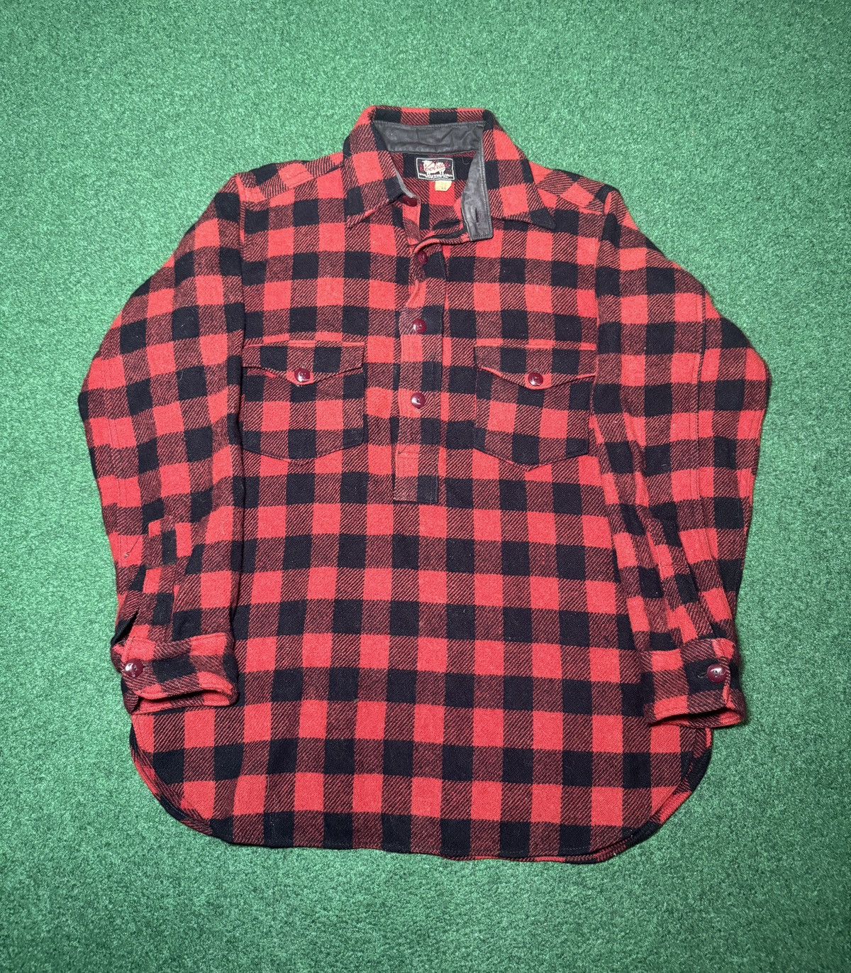 Woolrich Woolen Mills Vintage 40s Woolrich Cat Eye Wool Buffalo Plaid Large Shirt Size US L / EU 52-54 / 3 - 1 Thumbnail