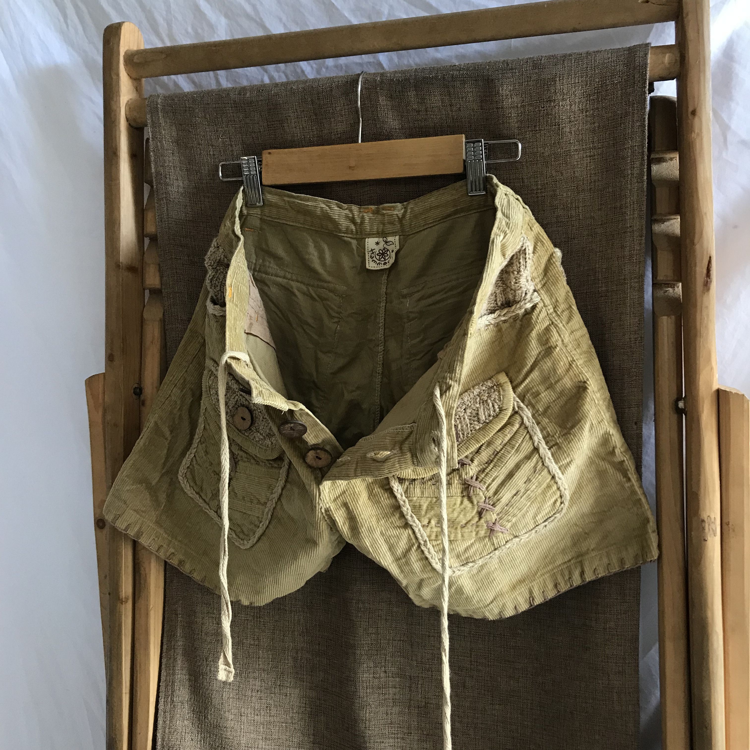 20471120 Japanese Brand Hammock Corduroy Hot Pants 3D Pockets Size 30" / US 8 / IT 44 - 2 Thumbnail