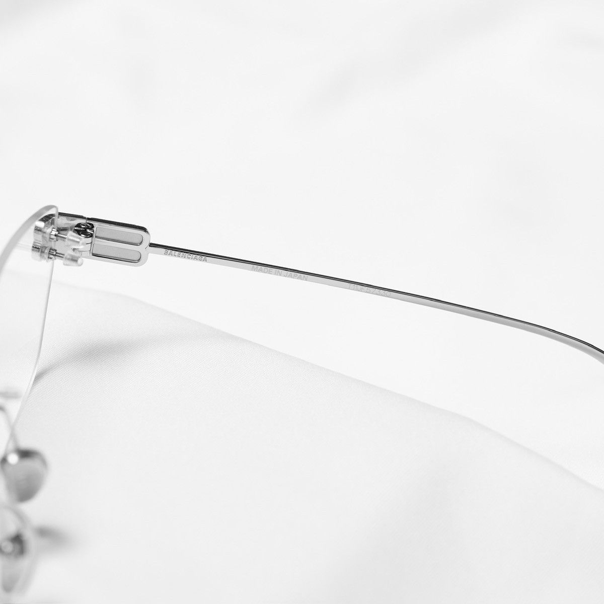 Balenciaga BALENCIAGA BB0490O 001 GLASSES Size ONE SIZE - 4 Thumbnail