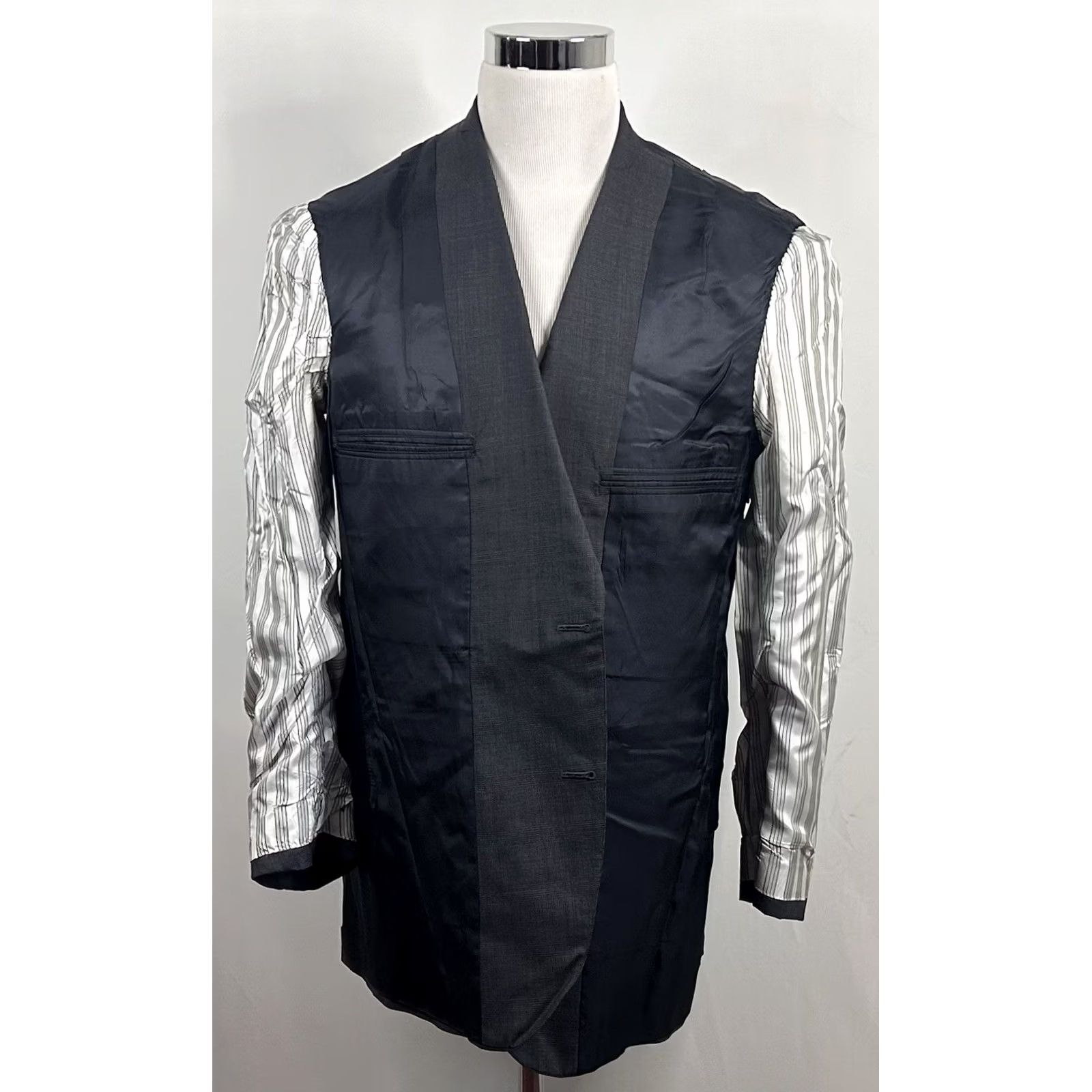 Brooks Brothers Brooks Brothers Sport Coat Wool Glen Plaid Gray Two-Button Vented 42L Men Apparel Regular Jacket Coat Shirt? Size US XS / EU 42 / 0 - 6 Thumbnail