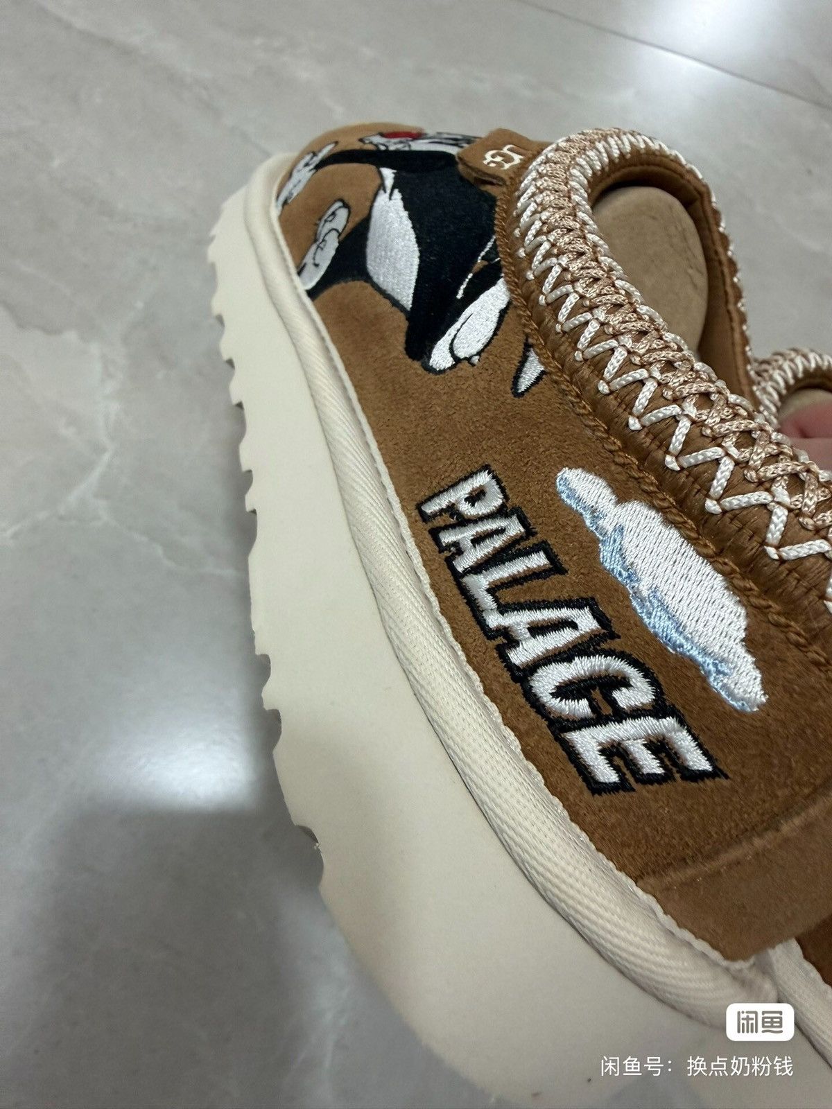 Palace × Ugg PALACE x Looney Tunes x UGG Ultra Mini sandals shoes Size US 8.5 / EU 41-42 - 4 Thumbnail