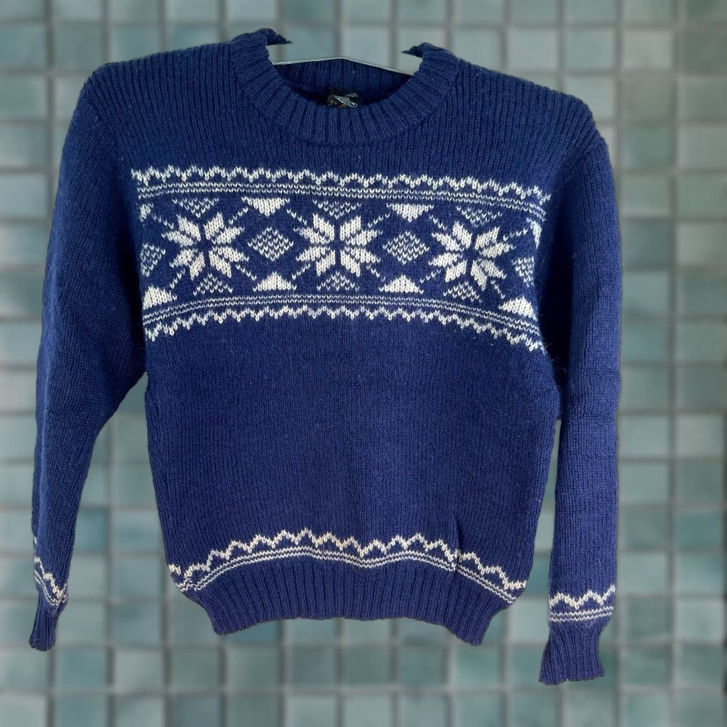 Vintage VINTAGE Janus of Norway Virgin Wool Geometric Winter Sweater Womens Size S Blue 90s Size S / US 4 / IT 40 - 1 Thumbnail