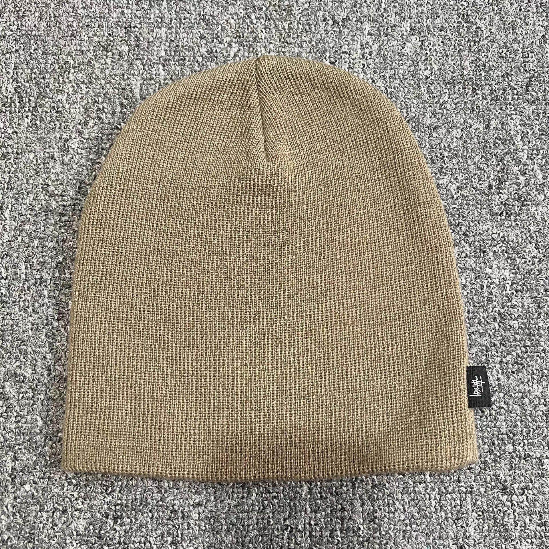 Stussy Stussy classic solid color small flag label knit beanie Q7 Size ONE SIZE - 7 Thumbnail