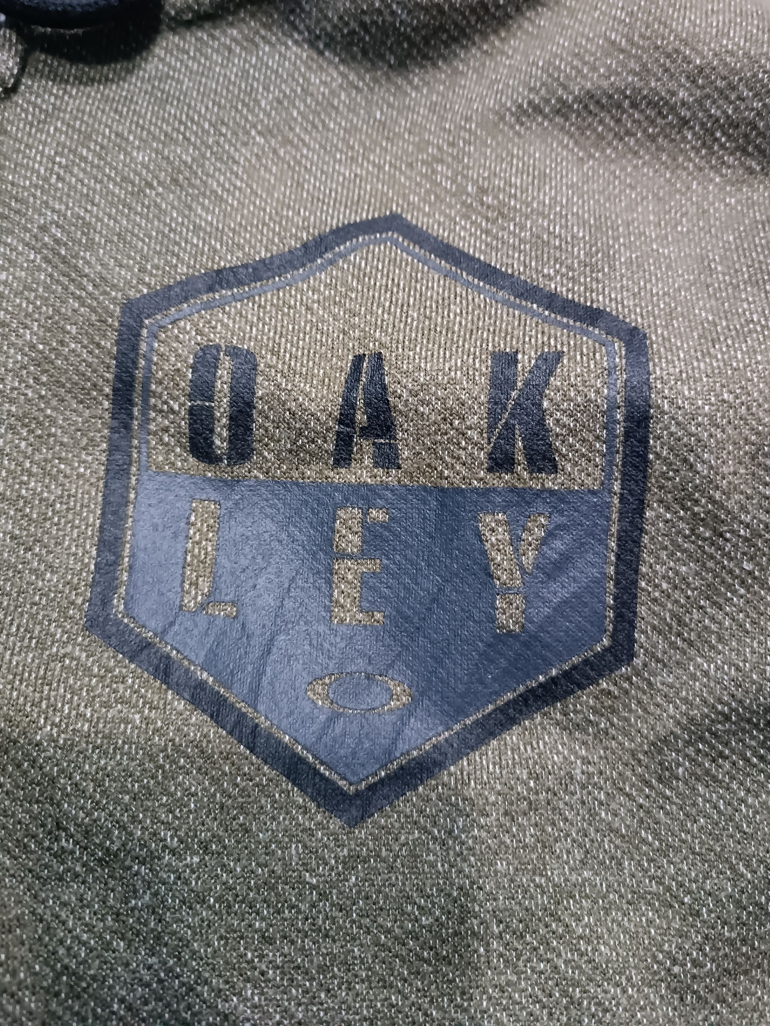 Oakley Oakley Zip Up Hoodie Sweater Size US L / EU 52-54 / 3 - 5 Thumbnail