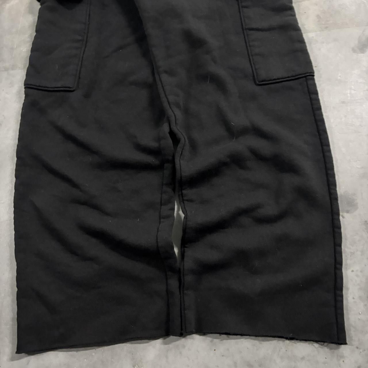 Vintage Crazy Vintage Y2K/2000s Black Streetwear Cargo Sweatpants! Size XXS Size US 26 / EU 42 - 4 Thumbnail