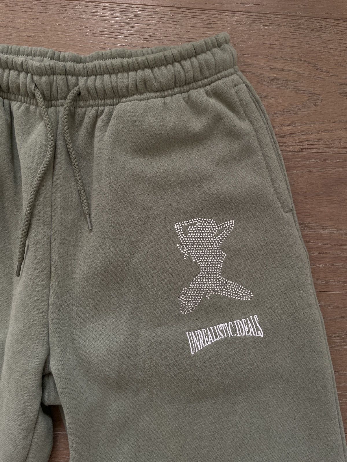 Named Collective NAMED COLLECTIVE - GREEN RHINESTONE CAMO SWEATPANTS Size US 30 / EU 46 - 5 Thumbnail