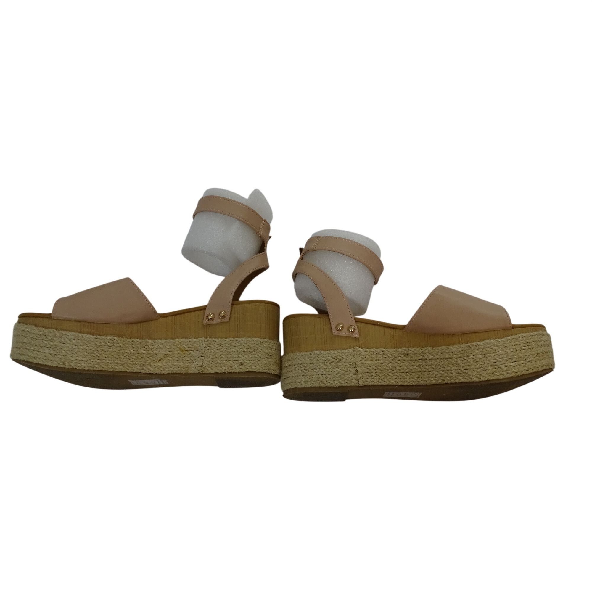 Other Qupid Beige Faux Leather Platform Sandals Women Size 8.5 Size US 8.5 / IT 38.5 - 3 Thumbnail