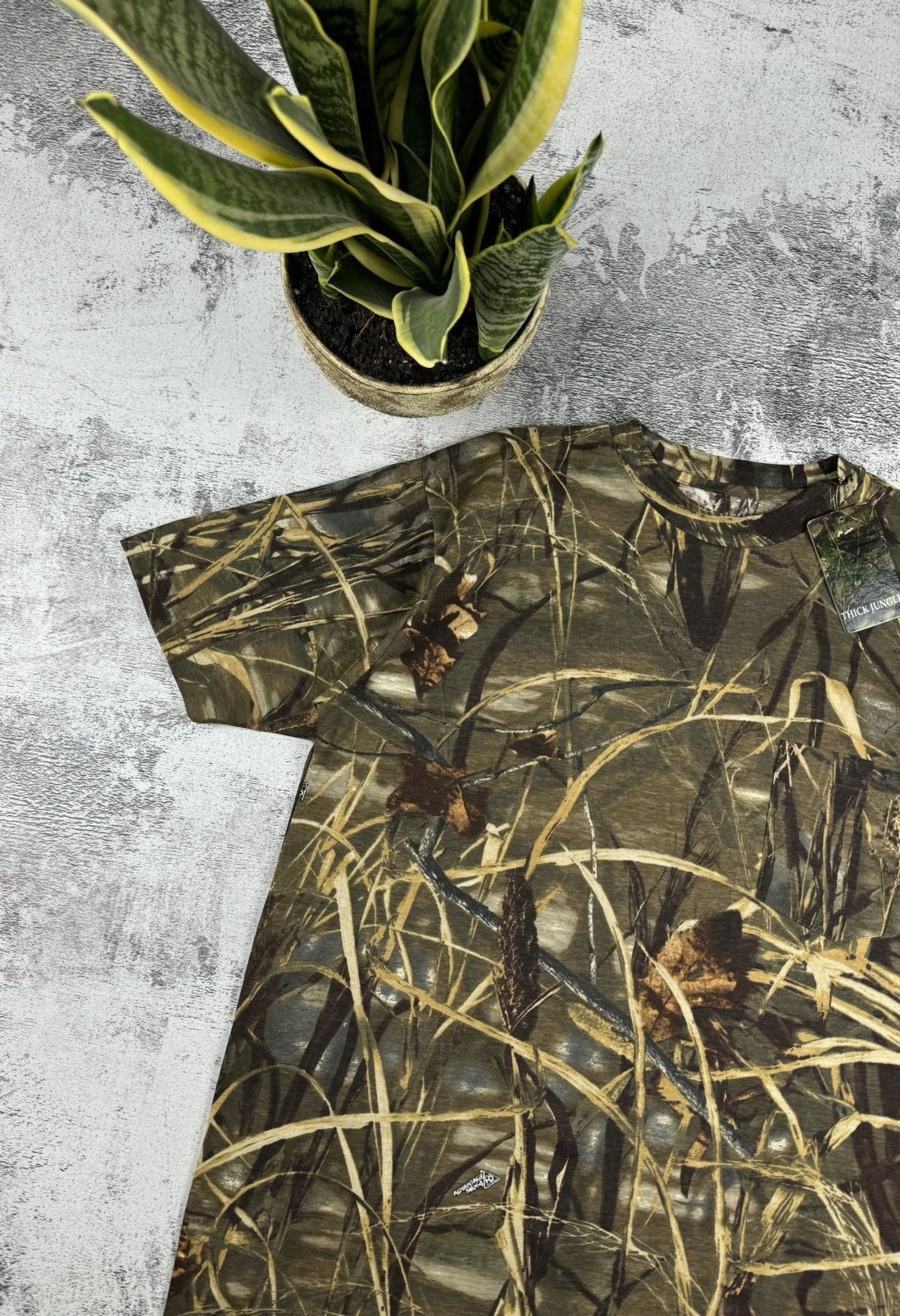 Realtree Vintage NEW Camo Realtree Thick Jungle Army Y2K T Shirt Tee Size US L / EU 52-54 / 3 - 4 Thumbnail