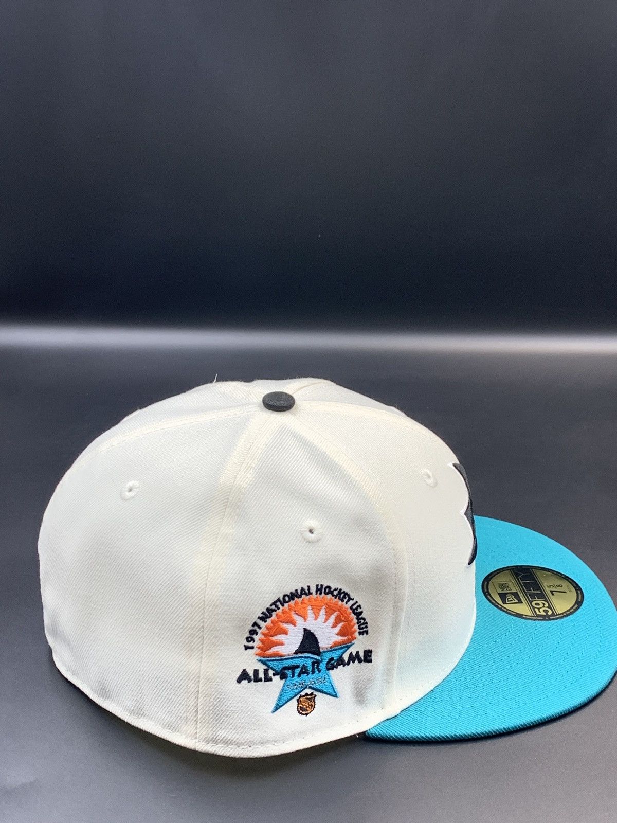 New Era San Jose Sharks Chrome Aqua 2 Tone 59Fifty Size 7 5/8 Size ONE SIZE - 3 Thumbnail