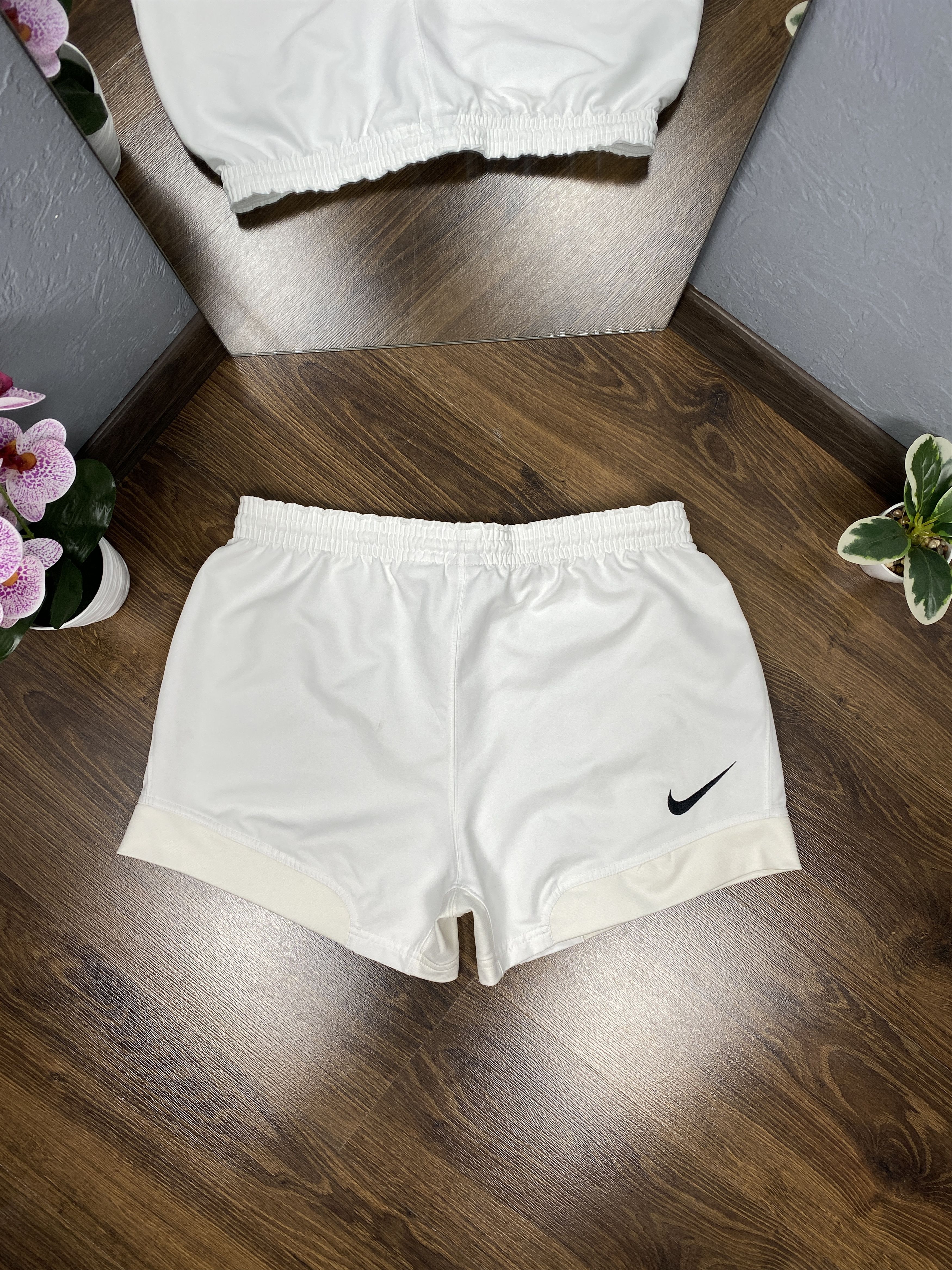 Nike Nike Vintage Mens Shorts Y2K Size US 32 / EU 48 - 1 Thumbnail