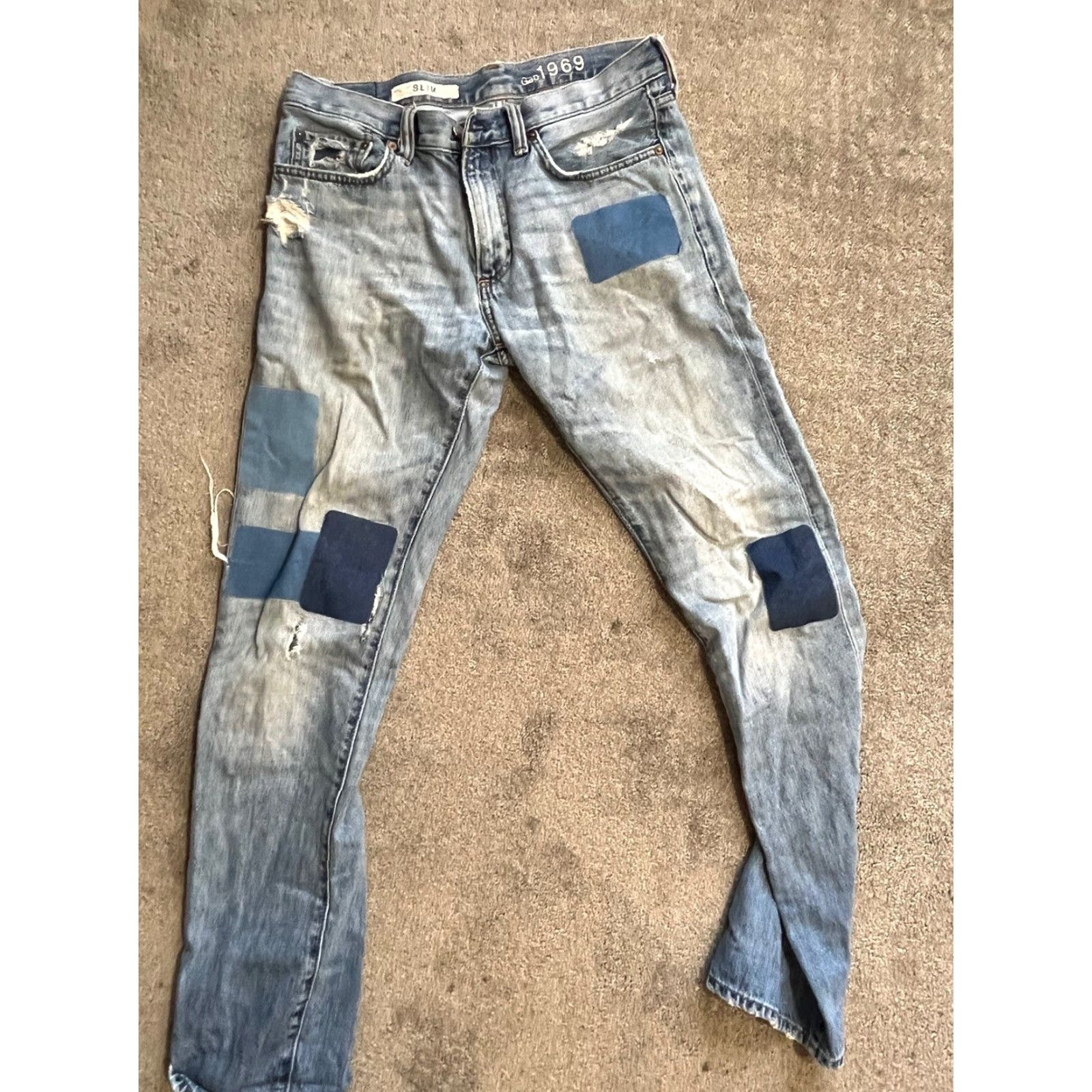 Gap Gap Jeans Men's Slim Leg 30x32 Blue Distressed Medium Wash 5-Pocket Denim Cotton Button Zip Belt Loops Vintage No 1969 Patch Size US 30 / EU 46 - 3 Thumbnail