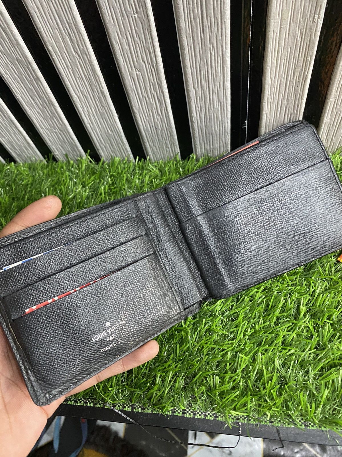 Louis Vuitton LOUIS VUITON Authentic black Leather Size ONE SIZE - 4 Thumbnail