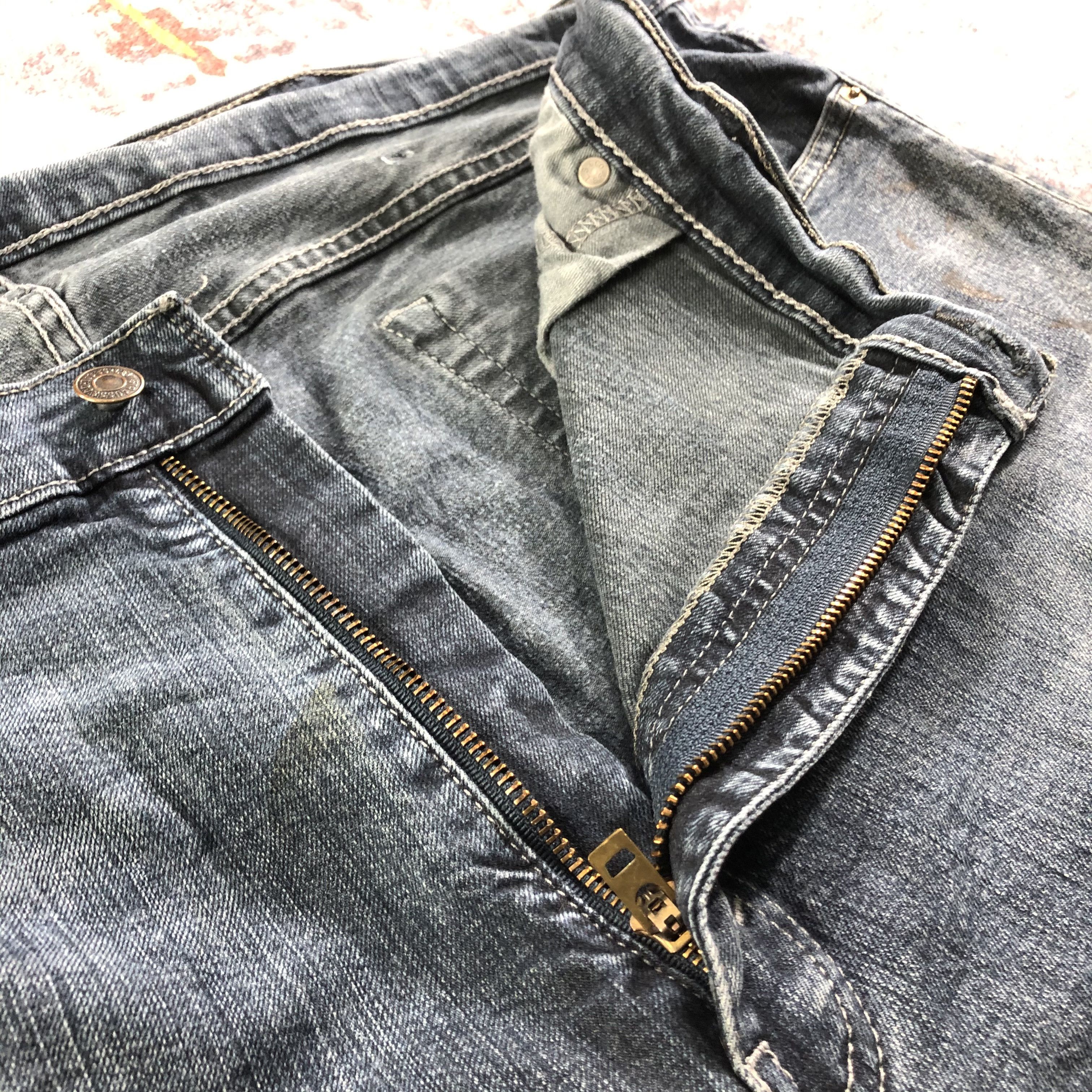 Levi's × Vintage Vintage Blue Wash Levis 559 Jeans-JM3402 Size US 44 / EU 60 - 7 Thumbnail