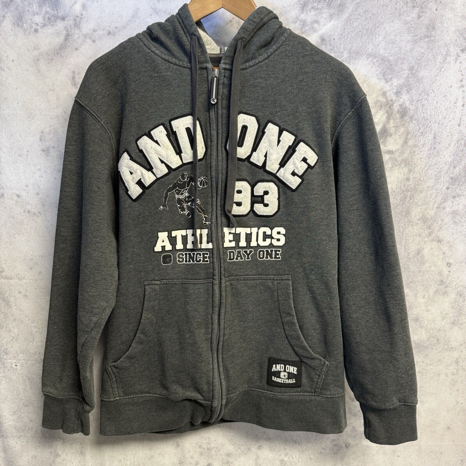 Vintage Vintage AND1 Hoodie Mens Medium Gray Full Zip Basketball Swe Size US M / EU 48-50 / 2 - 1 Thumbnail