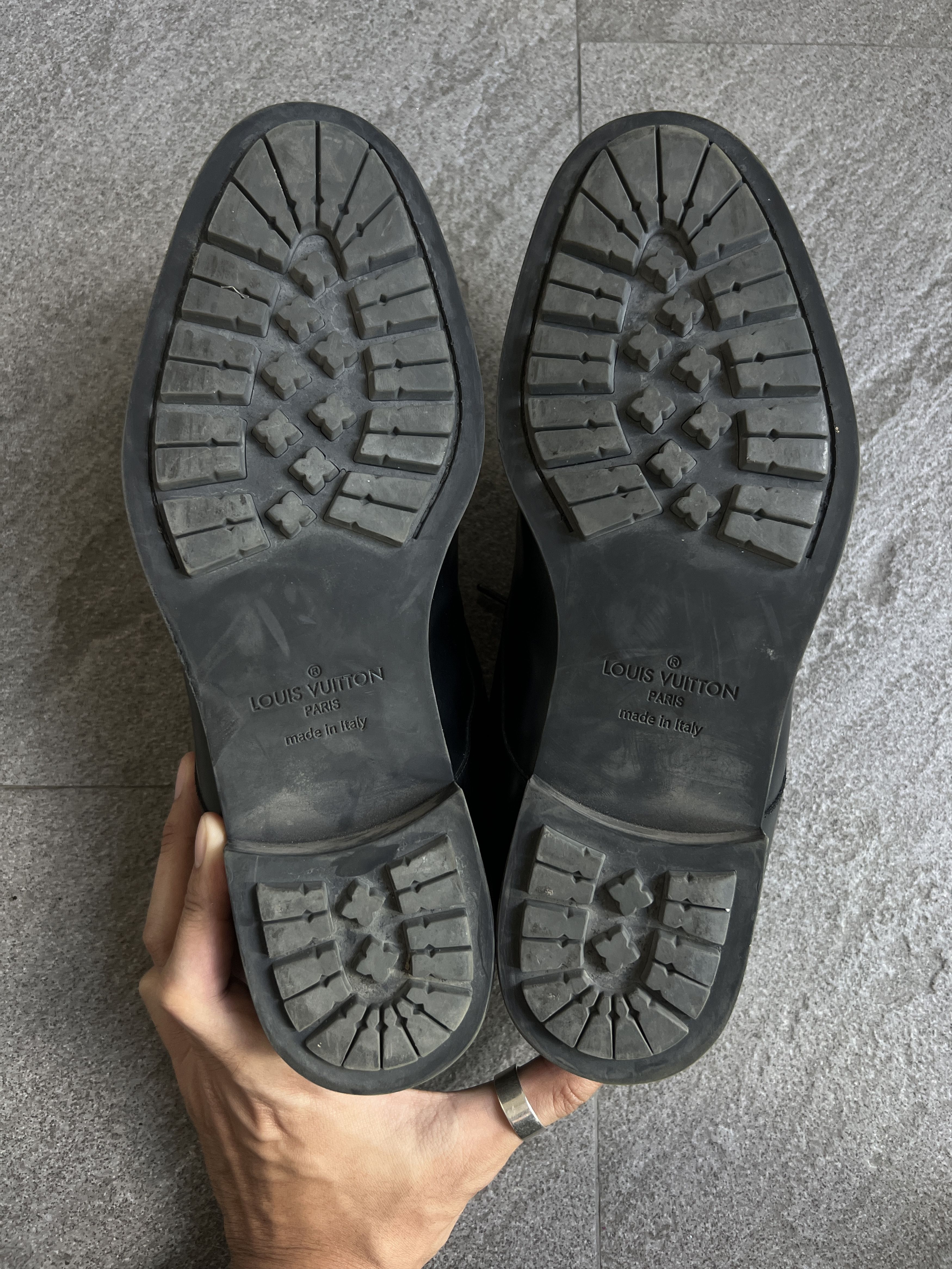 Louis Vuitton Louis Vuitton Black Leather Derby Shoes LV Logo 6.5 Size US 6.5 / EU 39-40 - 10 Thumbnail