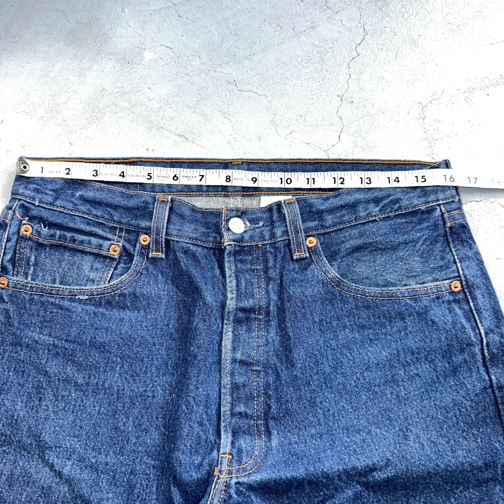 Levi's VINTAGE Levi's 501 Jeans Men 34x31 Blue Straight Leg 90s Y2K USA Mid Rise Comfort Size US 34 / EU 50 - 7 Thumbnail