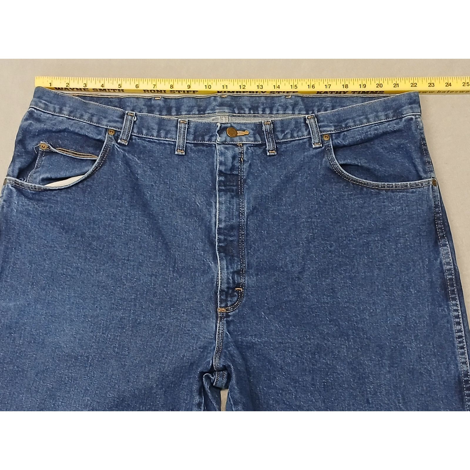 Wrangler Wrangler (46x32) Rugged Relaxed Straight Blue Denim Jeans Size US 30 / EU 46 - 3 Thumbnail