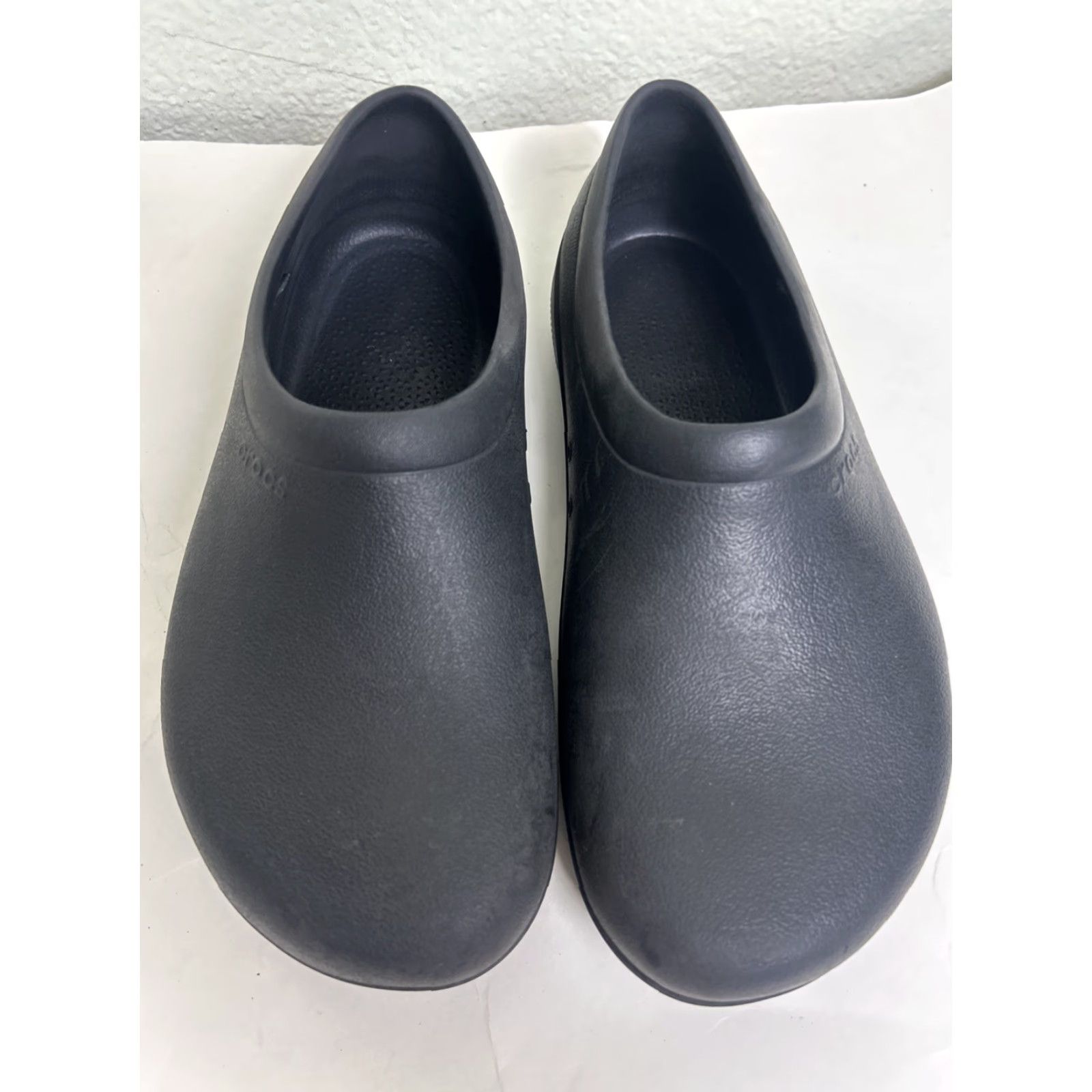 Crocs VINTAGE Crocs Lock Mens Black Dual Comfort Slip Resistant Clogs M 9 W 11 Size Black Crocs Lock Clog Mens Slips Resistant Comfort Shoes Size ONE SIZE - 7 Thumbnail